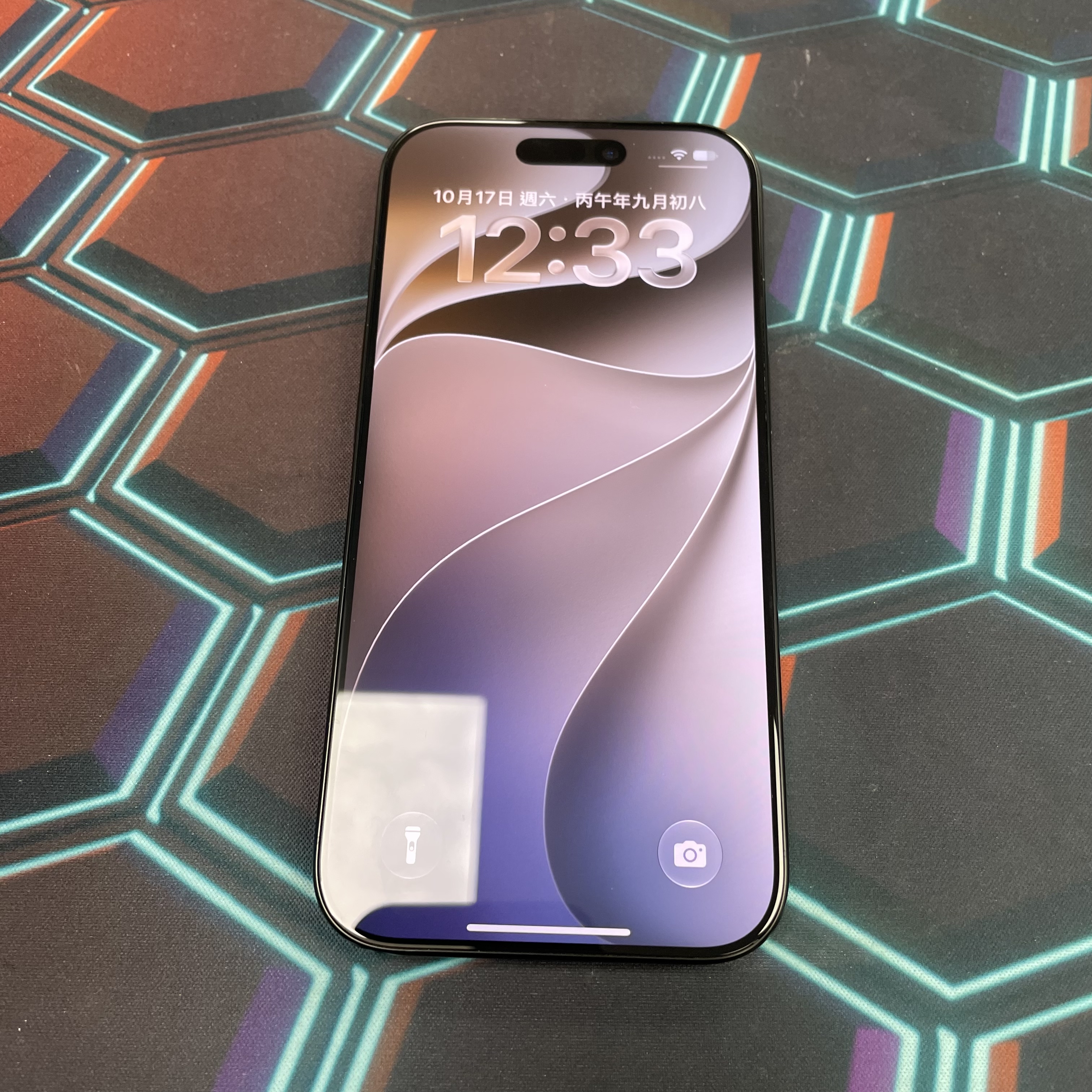 *8255 16 pro 完美機 128GB 電97 黑色 black