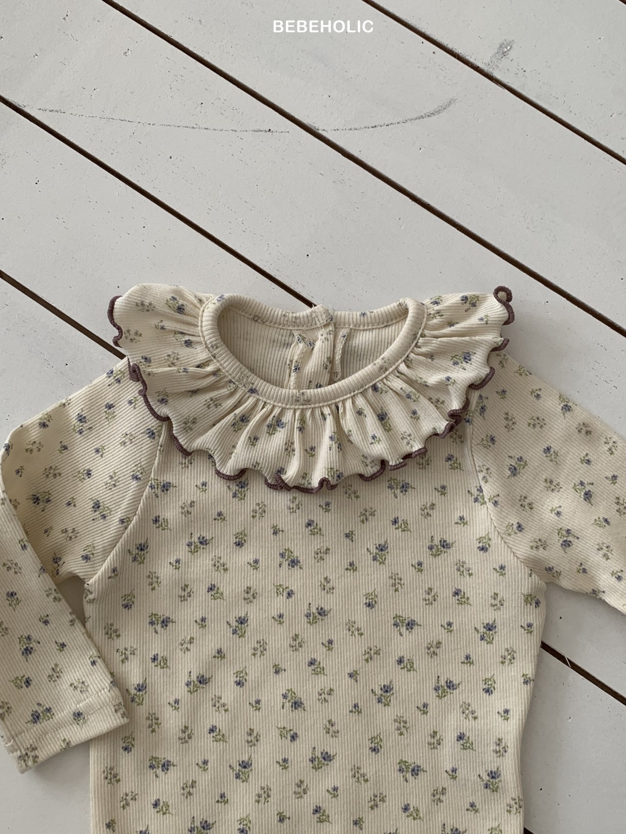 🌸預訂 韓國直送🌸🇰🇷BEBEHOLIC三色碎花荷葉領長袖包屁衣