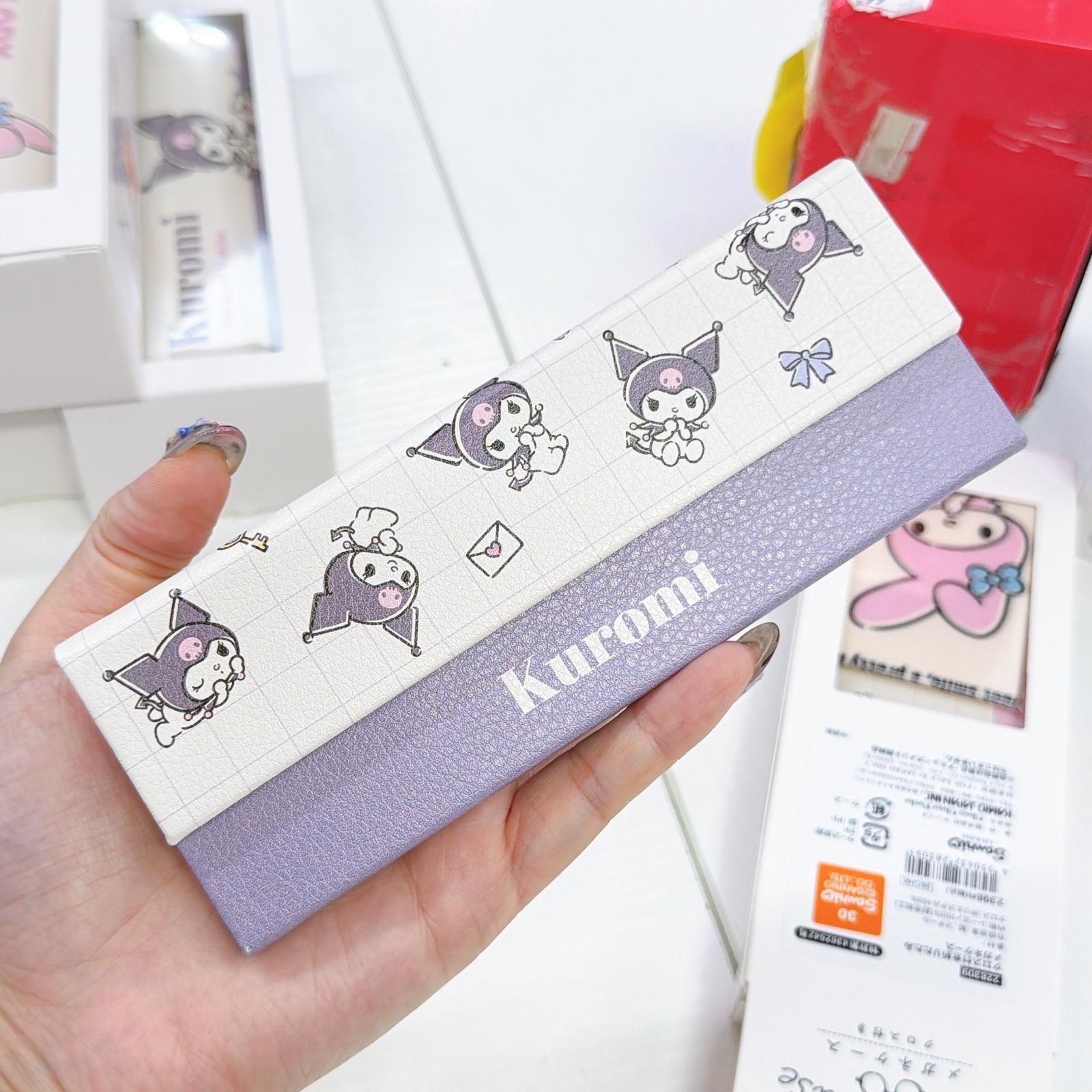 日本版Sanrio 摺合式眼鏡盒