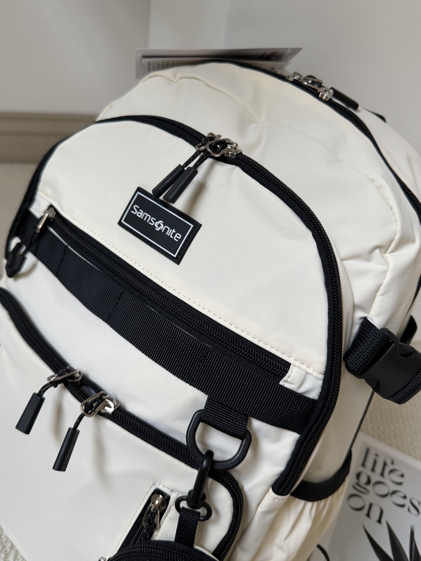 $268件/2色選擇。🎒 Samsonite 抗菌減壓雙肩包（NW4系列）🎒