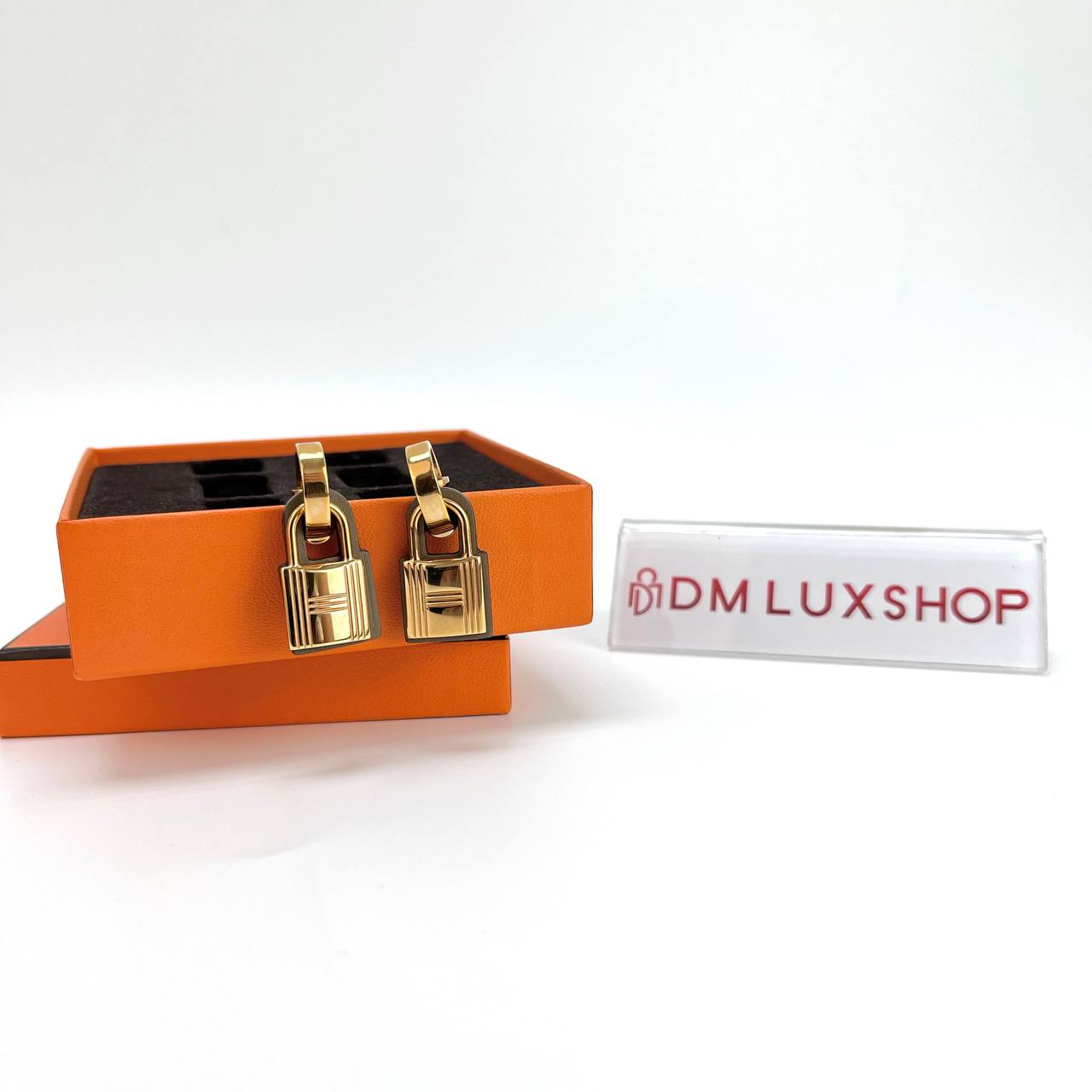 Hermes O KELLY Earring (Stamp Z, Y 2021) 