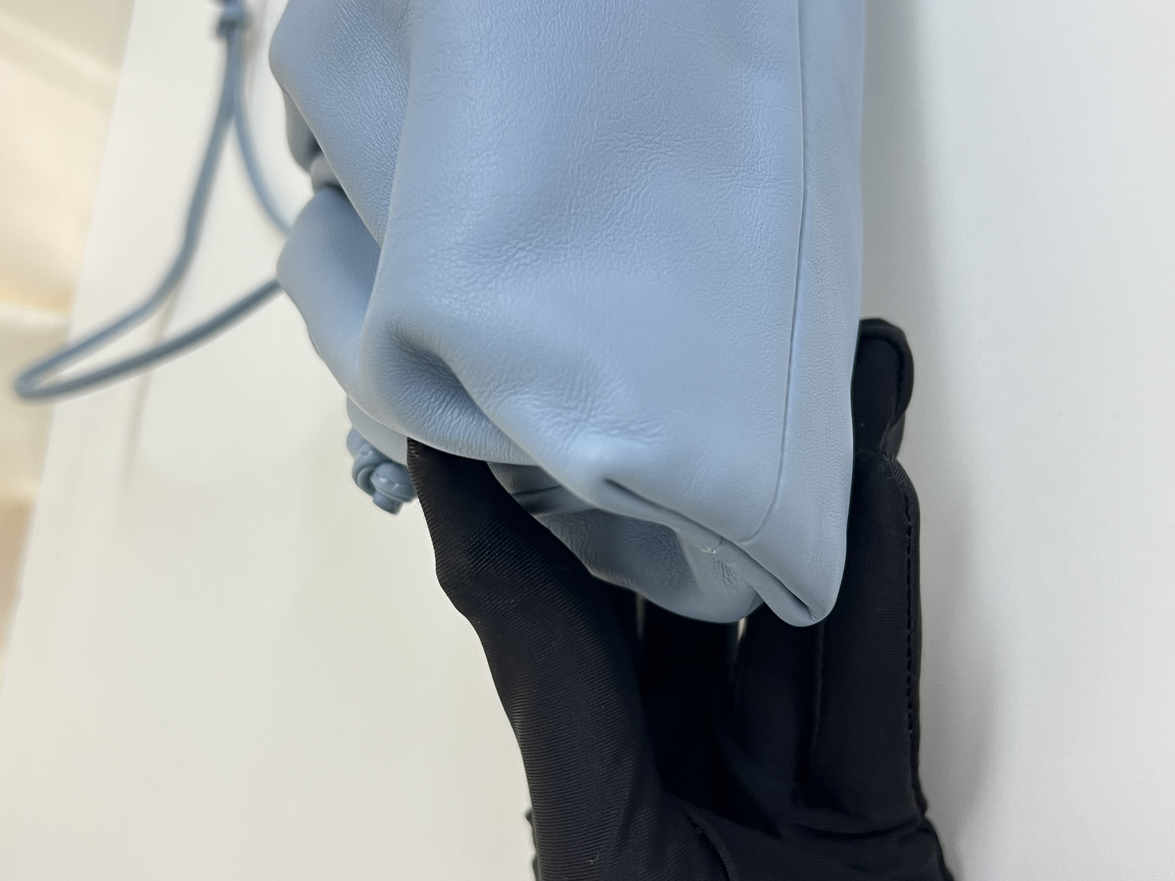 Pre-owned Bottega Veneta Mini Pouch / Product Code: 26012805