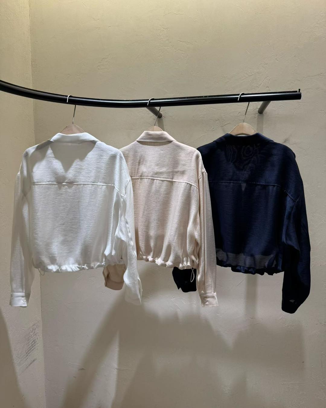 83% 天絲薄外套仔