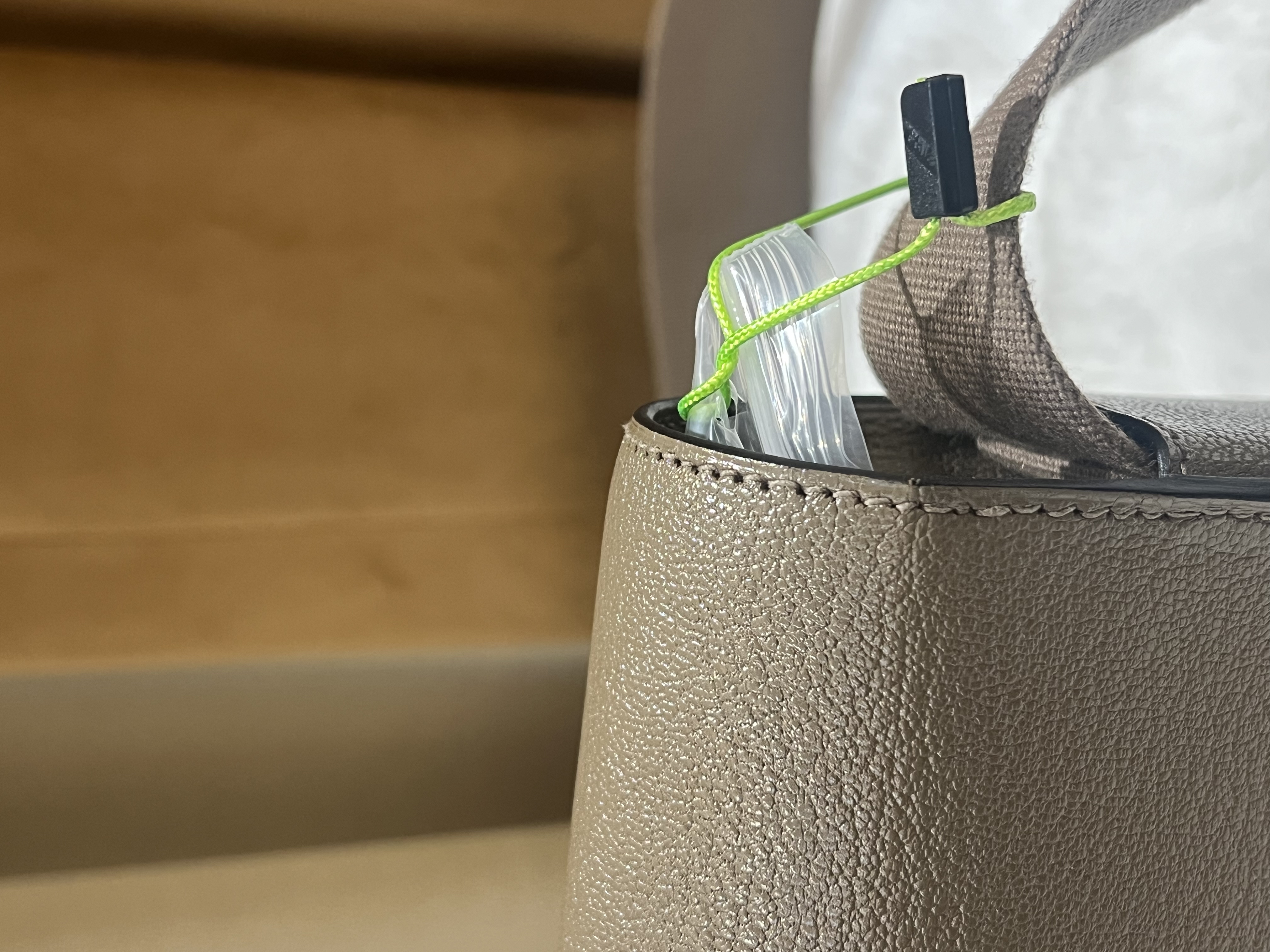 直播貨品 |  [1個-$100 2個-$300］Stamp B / H1