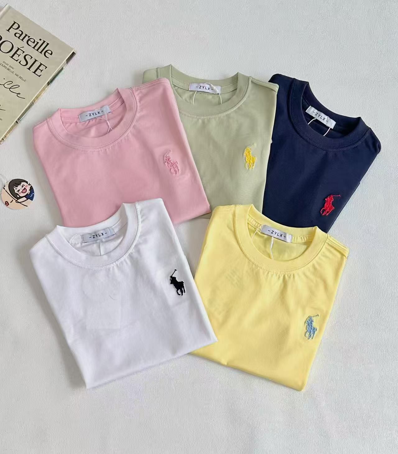 2件起各减$ 10。親子小馬刺繡彩色短袖