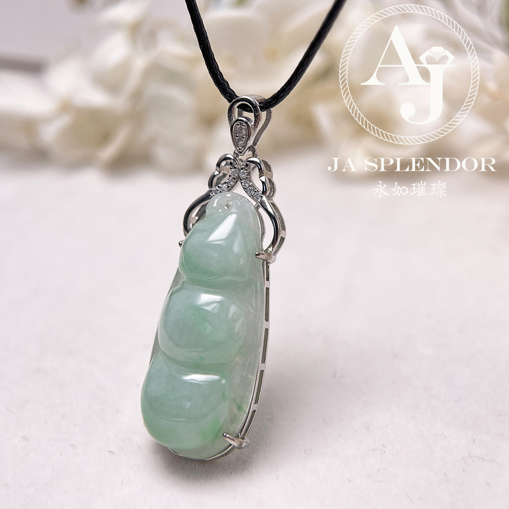 JNS-65 天然翡翠A玉 膠潤細糯化白底青四季平安福豆吊墜