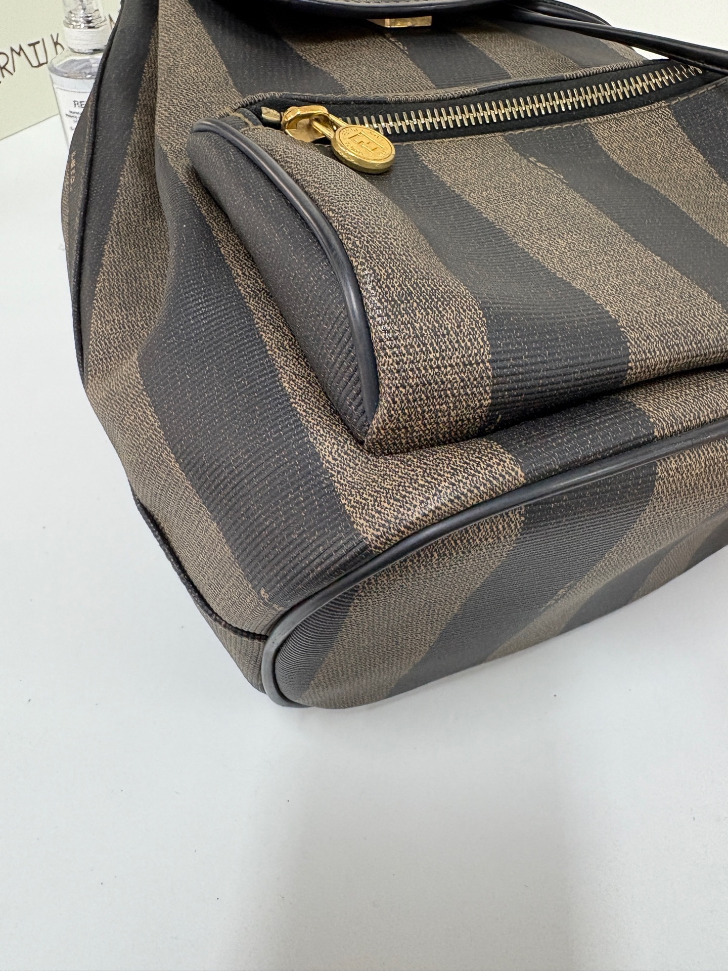 【預訂貨品】Fendi老花胡桃木書包🎒