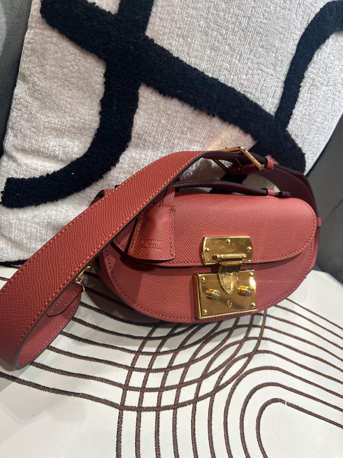 MOYNAT Flori  小牛皮手提兩用馬鞍包.紅棕,100%Authentic, 98%New