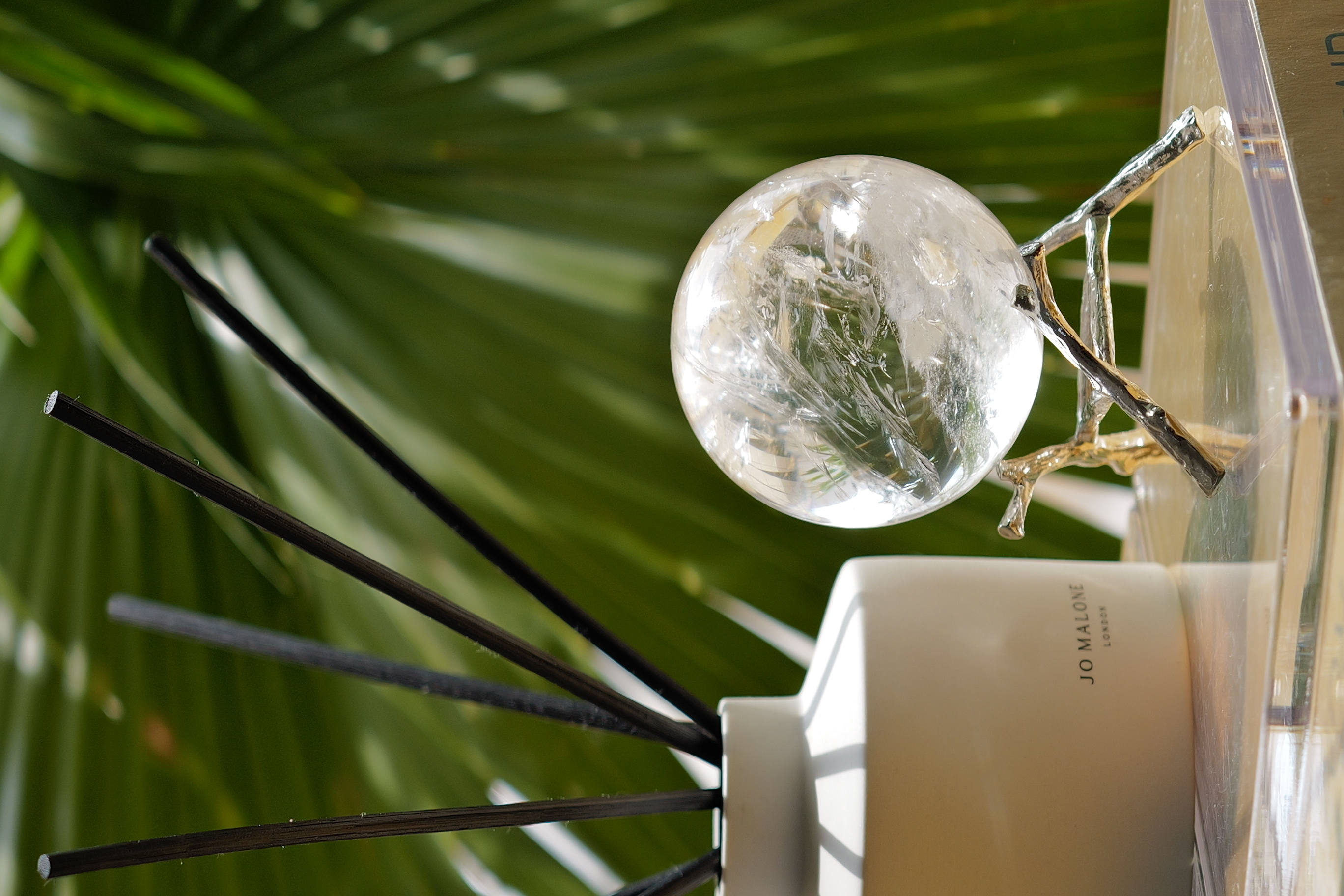  ༒7.6cm 白水晶球༒ CQOO66C66G626-RA10*6As