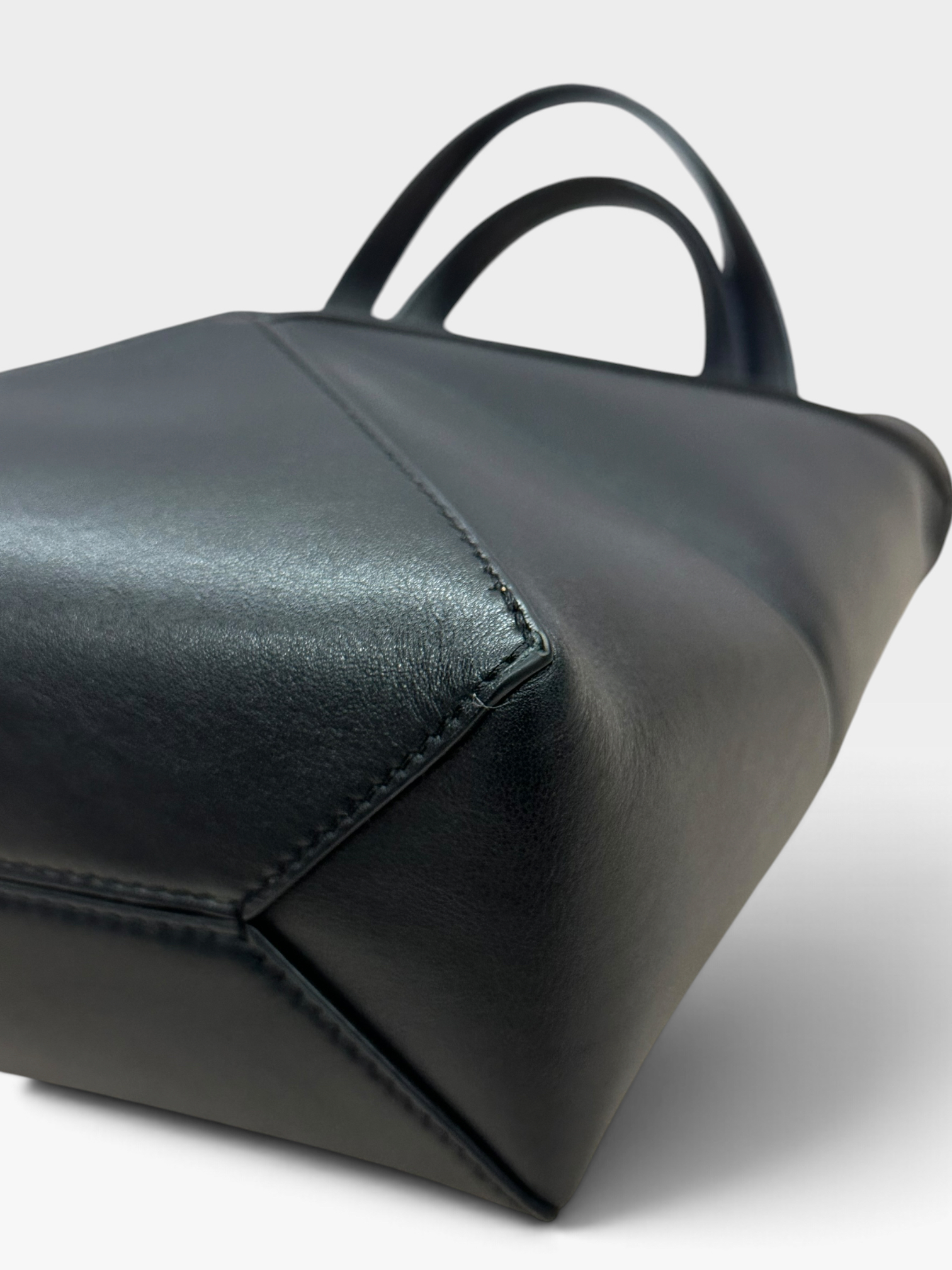 Pre-Owned LOEWE Mini Puzzle Fold Tote / Product Code: 101602