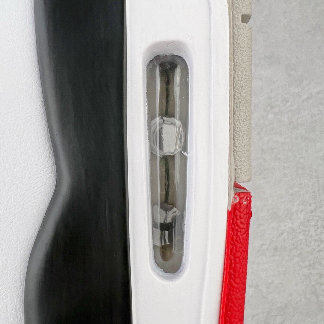 Air Jordan 4 Retro "Fire Red"  DC7770-160