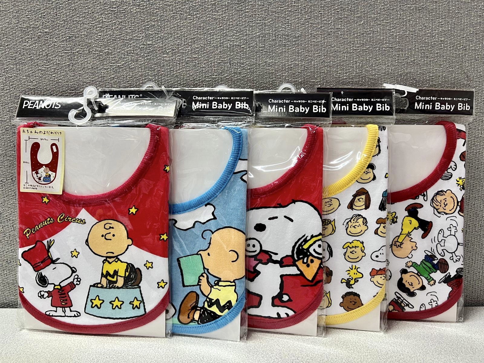 🎌日本直送🎌 Snoopy 嬰兒圍兜 