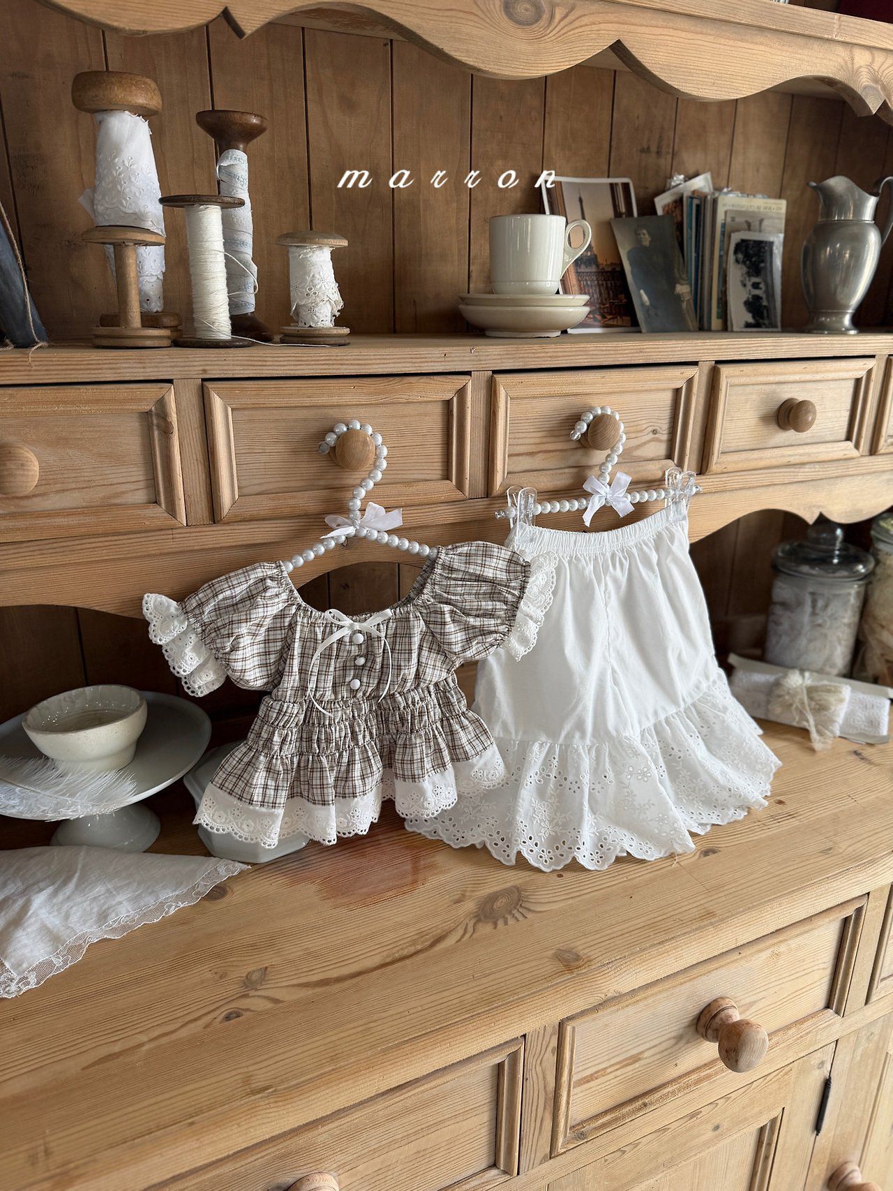 AW4238 Top