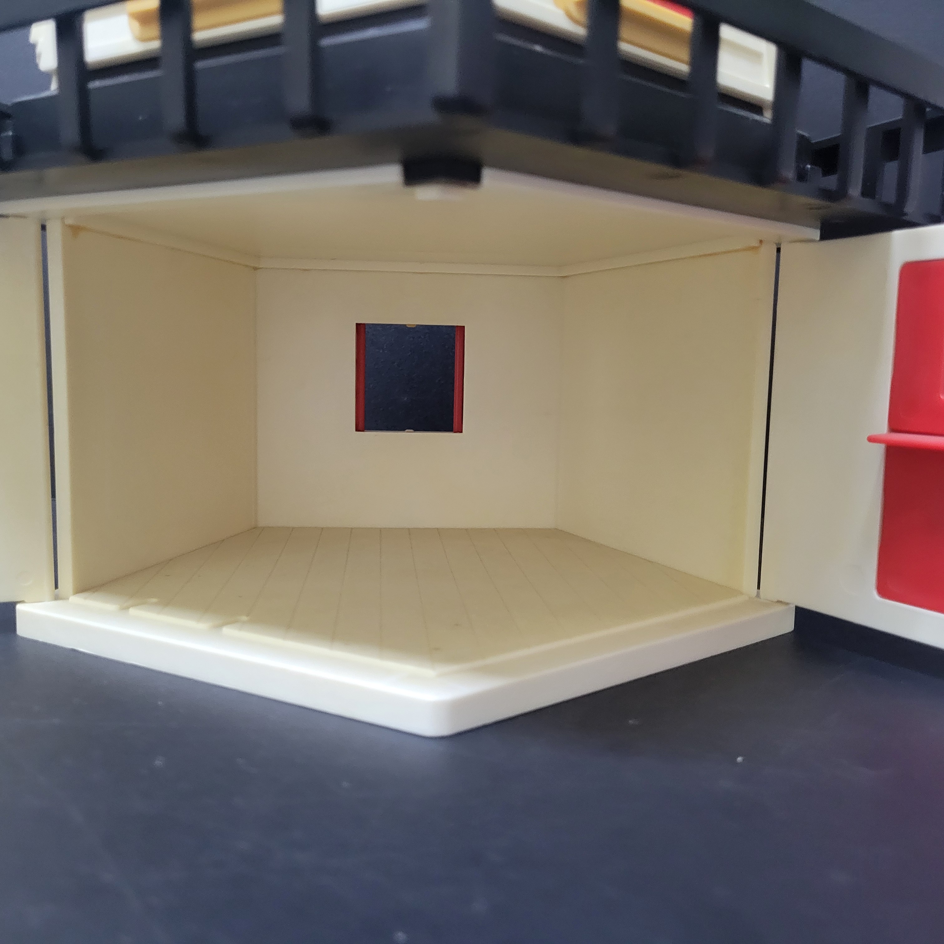 森林家族舊版風車屋