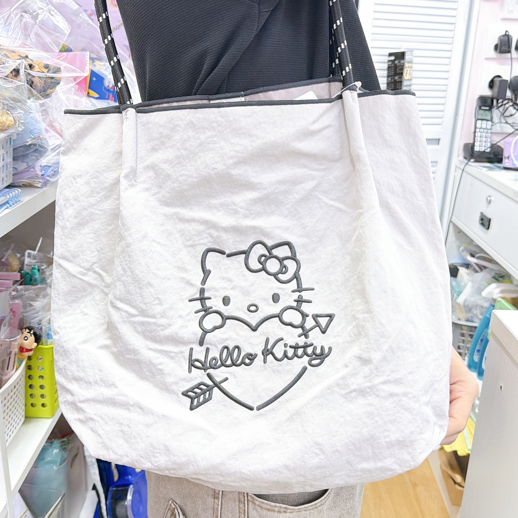 獨家發售日本直送Sanrio布丁狗Kitty Kurumi新款粗繩側孭袋大容量有內格