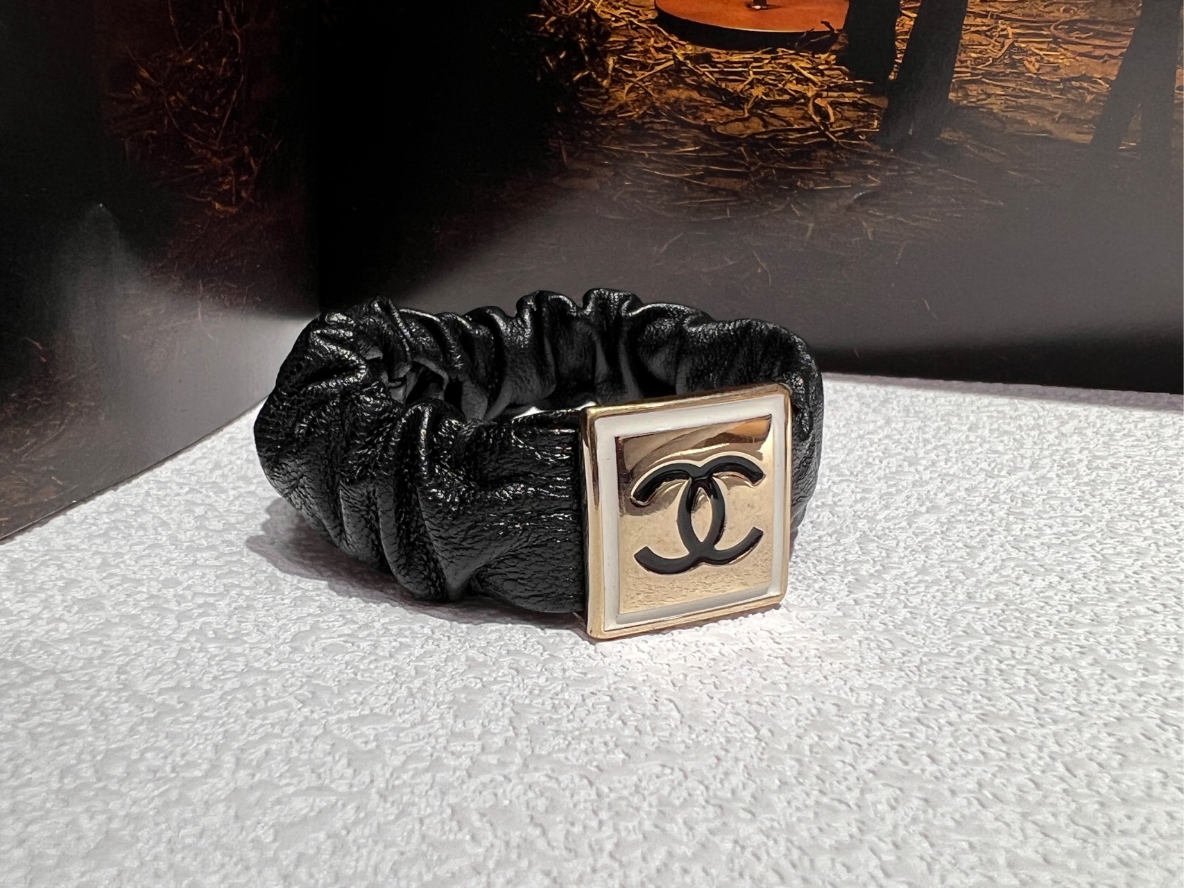 Pre owned chanel hair band