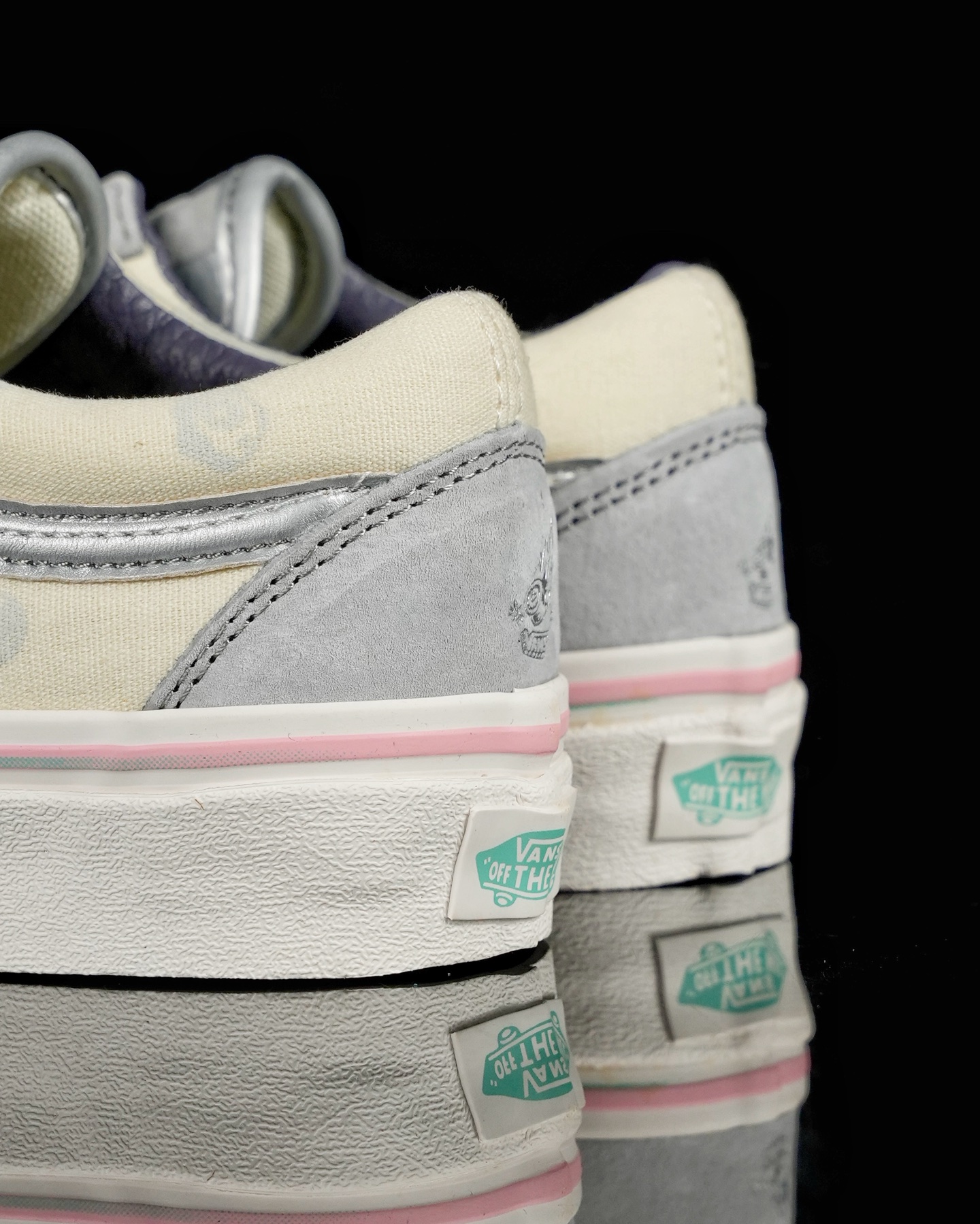 Vans Old Skool Pop Mart Space Molly VN000E9TBP1