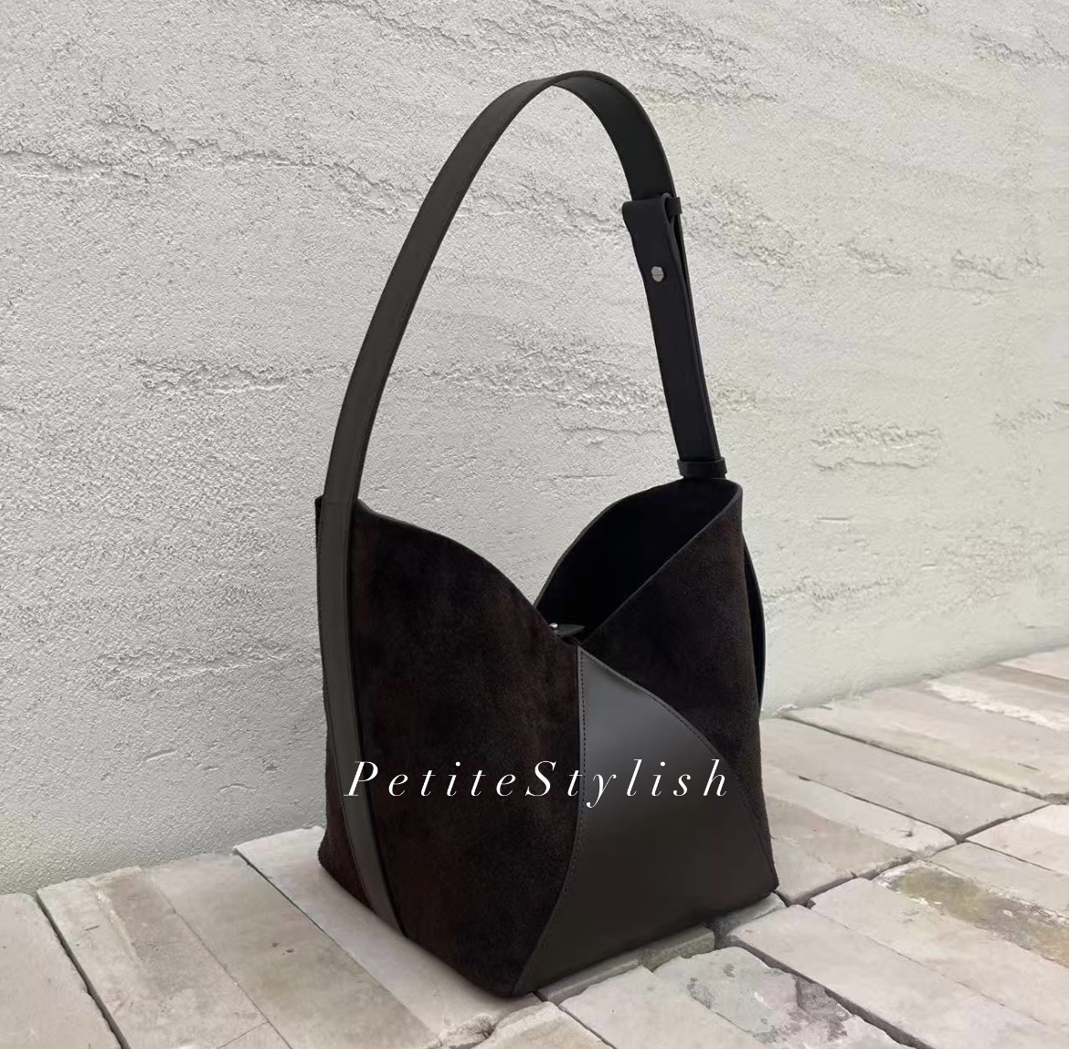 🍂連線🇰🇷 BUCKET BAG WITH FELT PANEL 