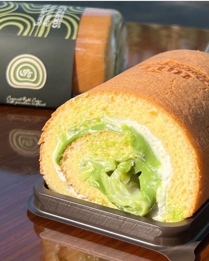 泰國直送爆餡斑斕新鮮椰子卷