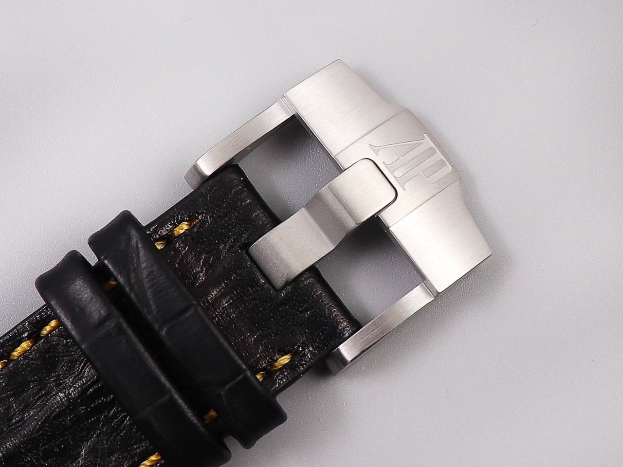 A P皇家橡树离岸型系列26470，搭载CAL.3126定制版全自动计时机芯，尺寸：42*16毫米🔥🔥