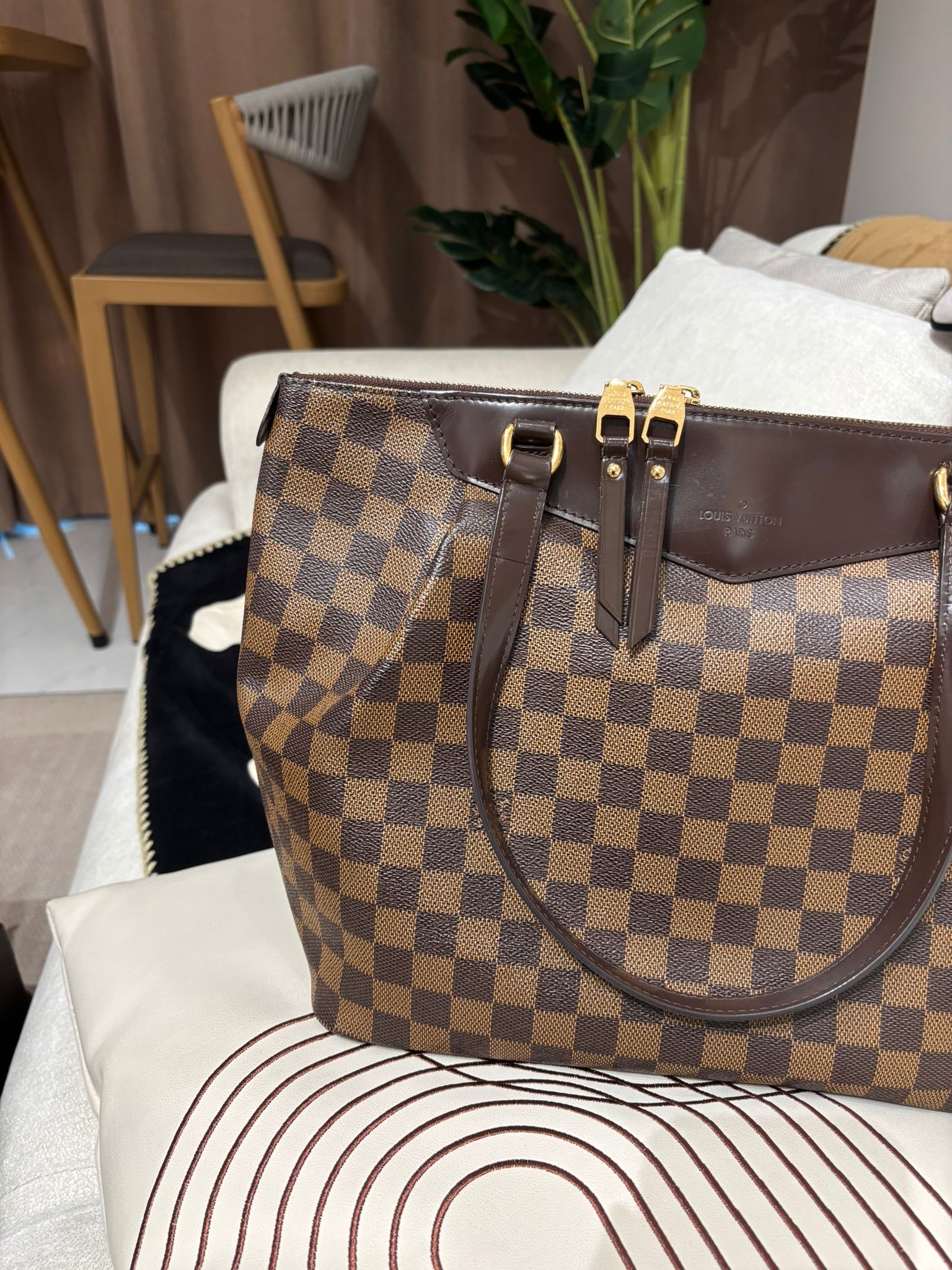 LV Westminster MM shoulder bag 100%Authentic,95%new✅dust bag 