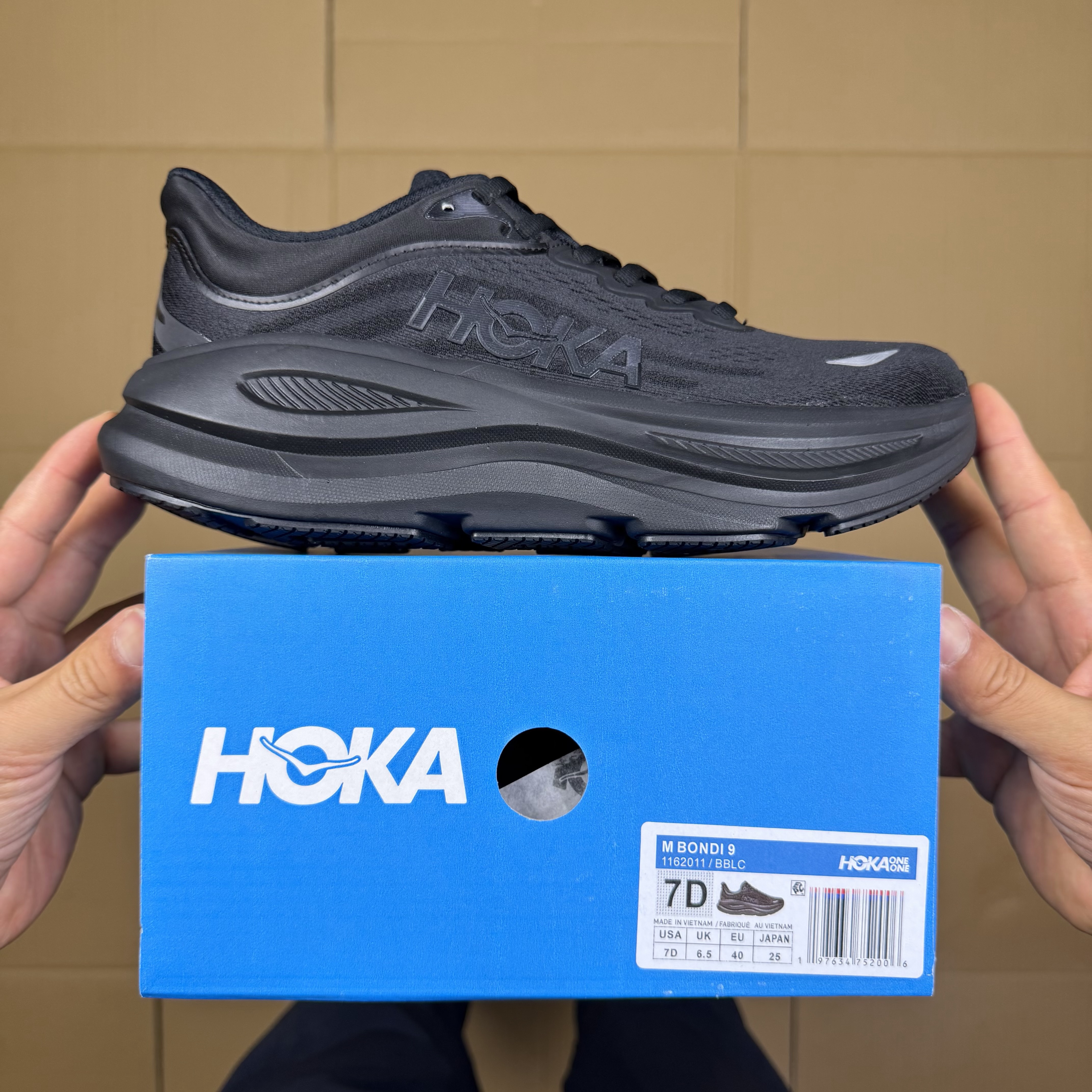 Hoka One One Bondi 9 