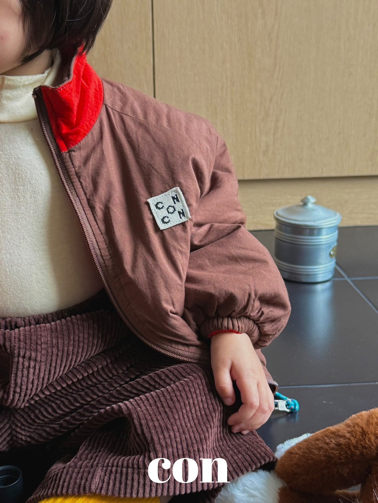 Con | Reversible Jumper