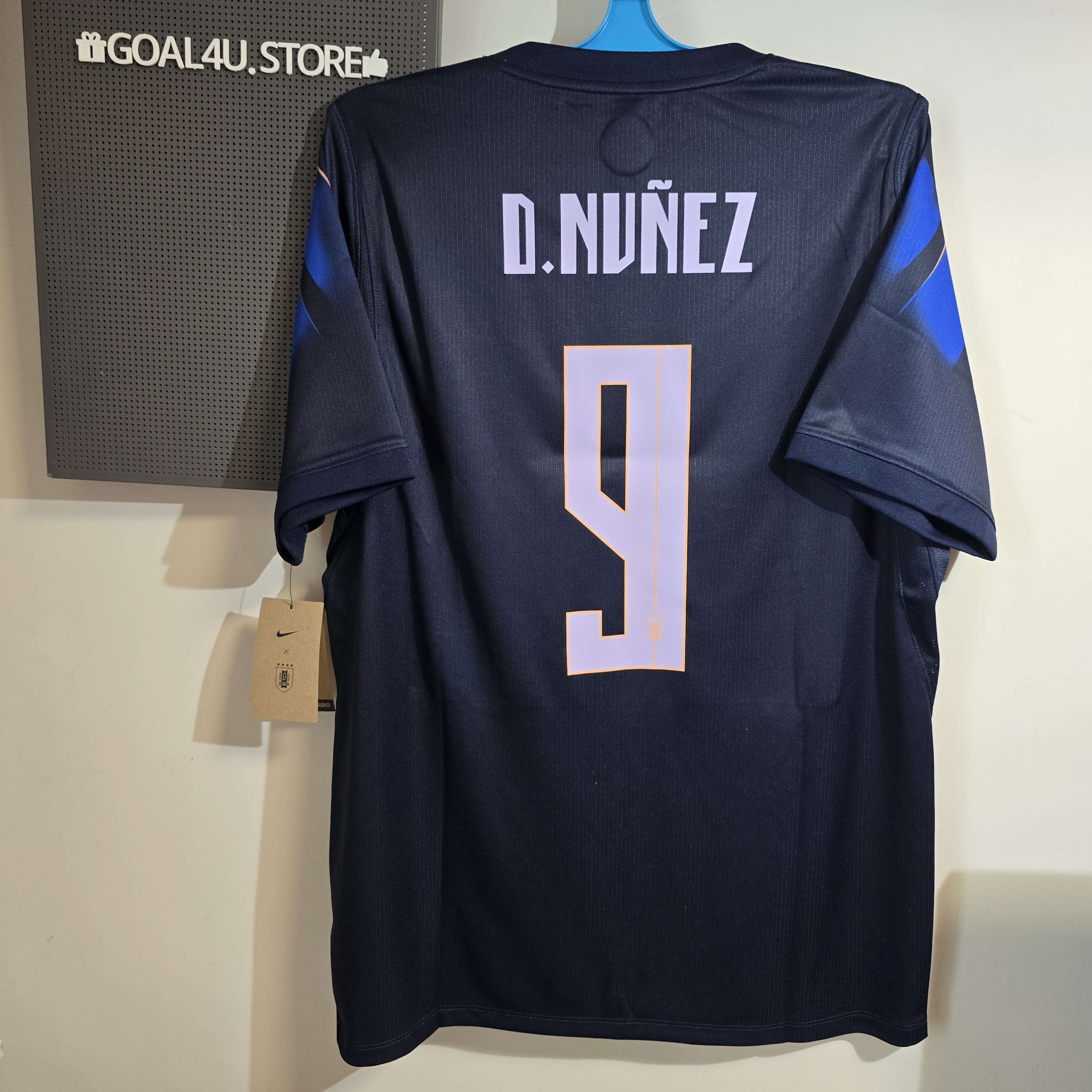 #部分碼現貨 未來感黑豹降臨🐾 Nike Uruguay 烏拉圭 2026-27 作客球迷版球衣 (可加印字章) IO4681