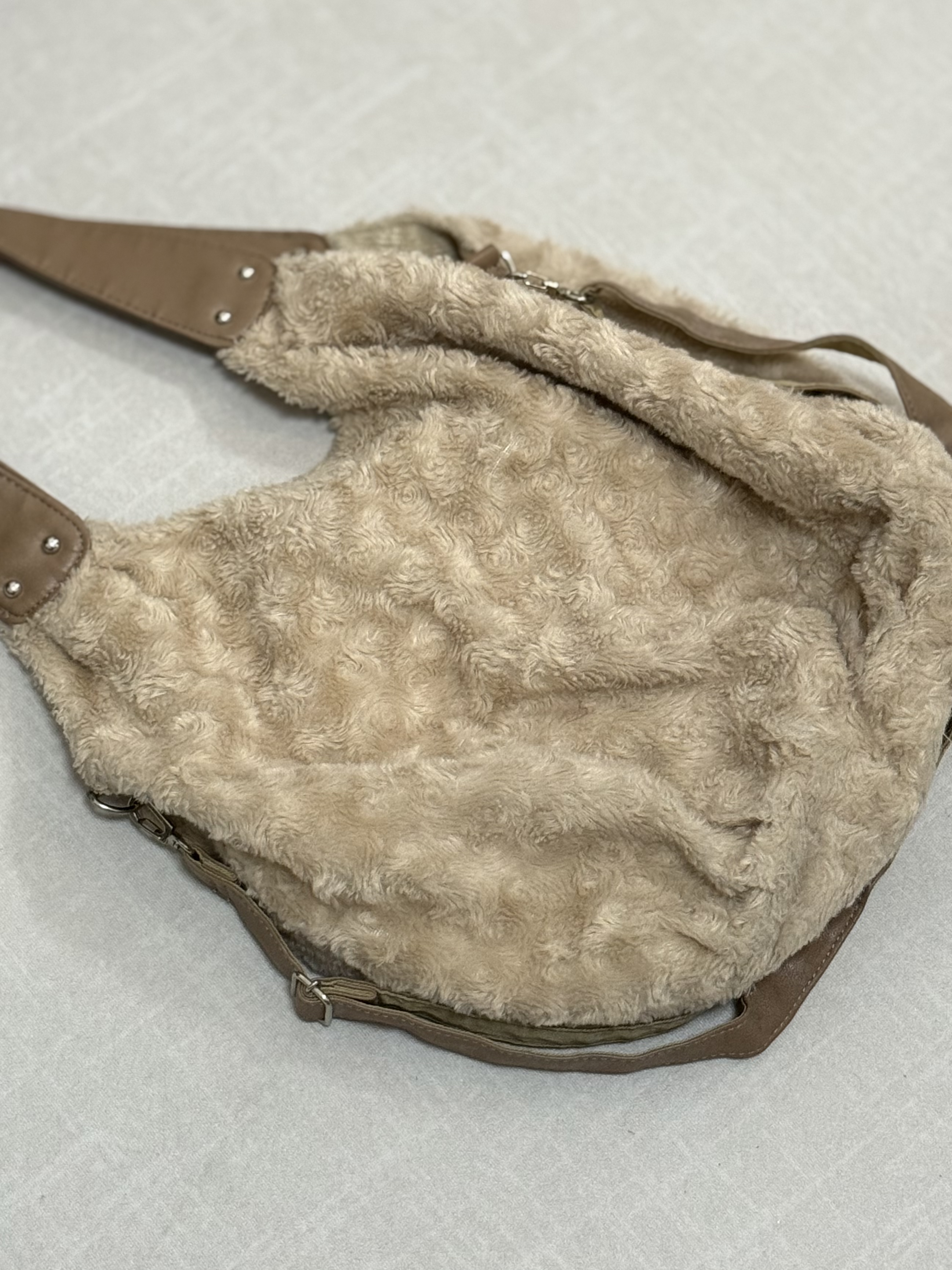 Mori Vintage Furry Bag