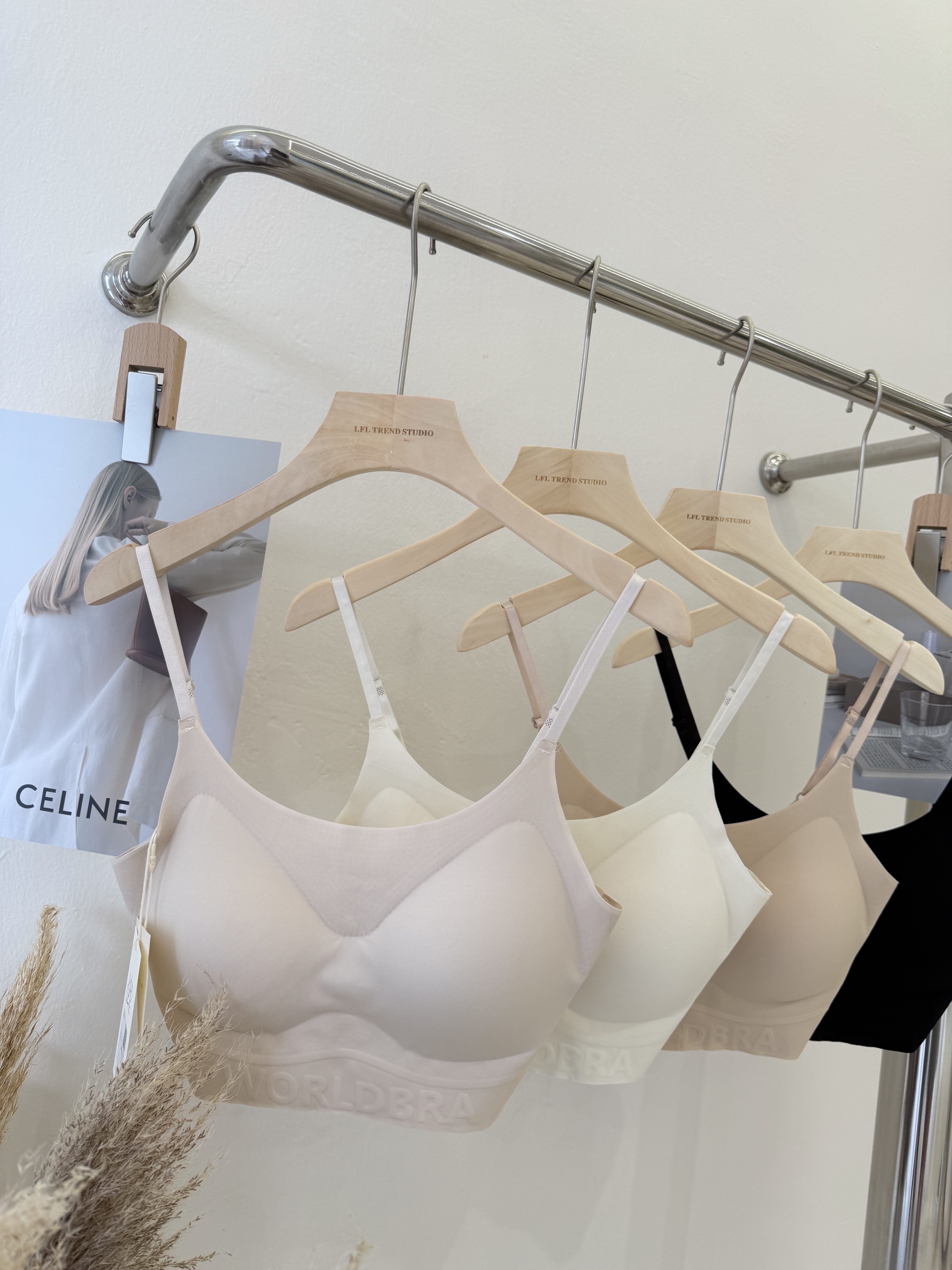 6647 粉底液云感果冻Bra