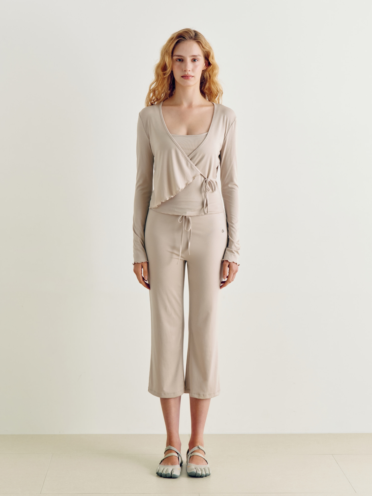 預購_Satva Low-rise Pants by Conch