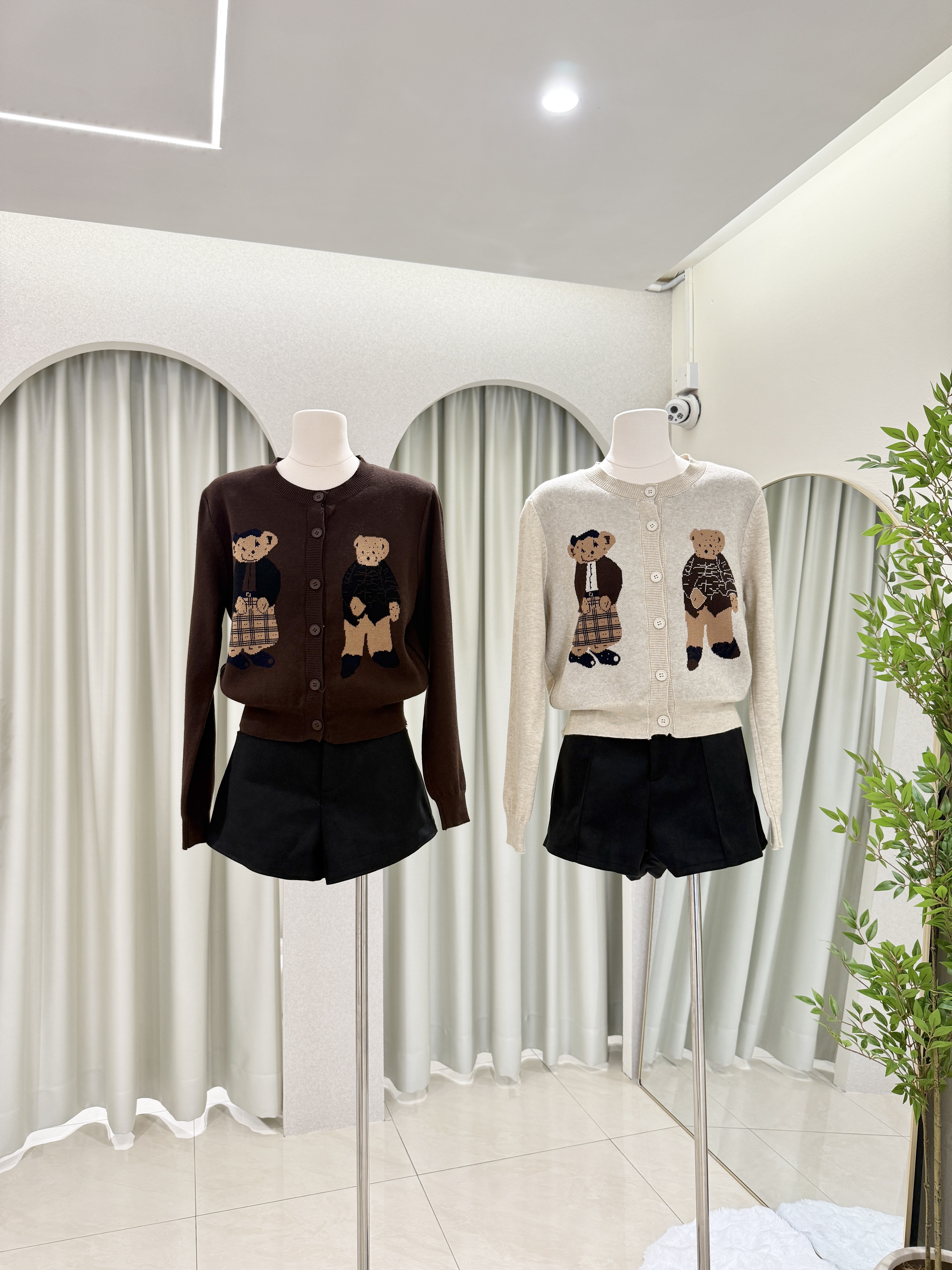 6880 韩系可爱小熊针织长袖