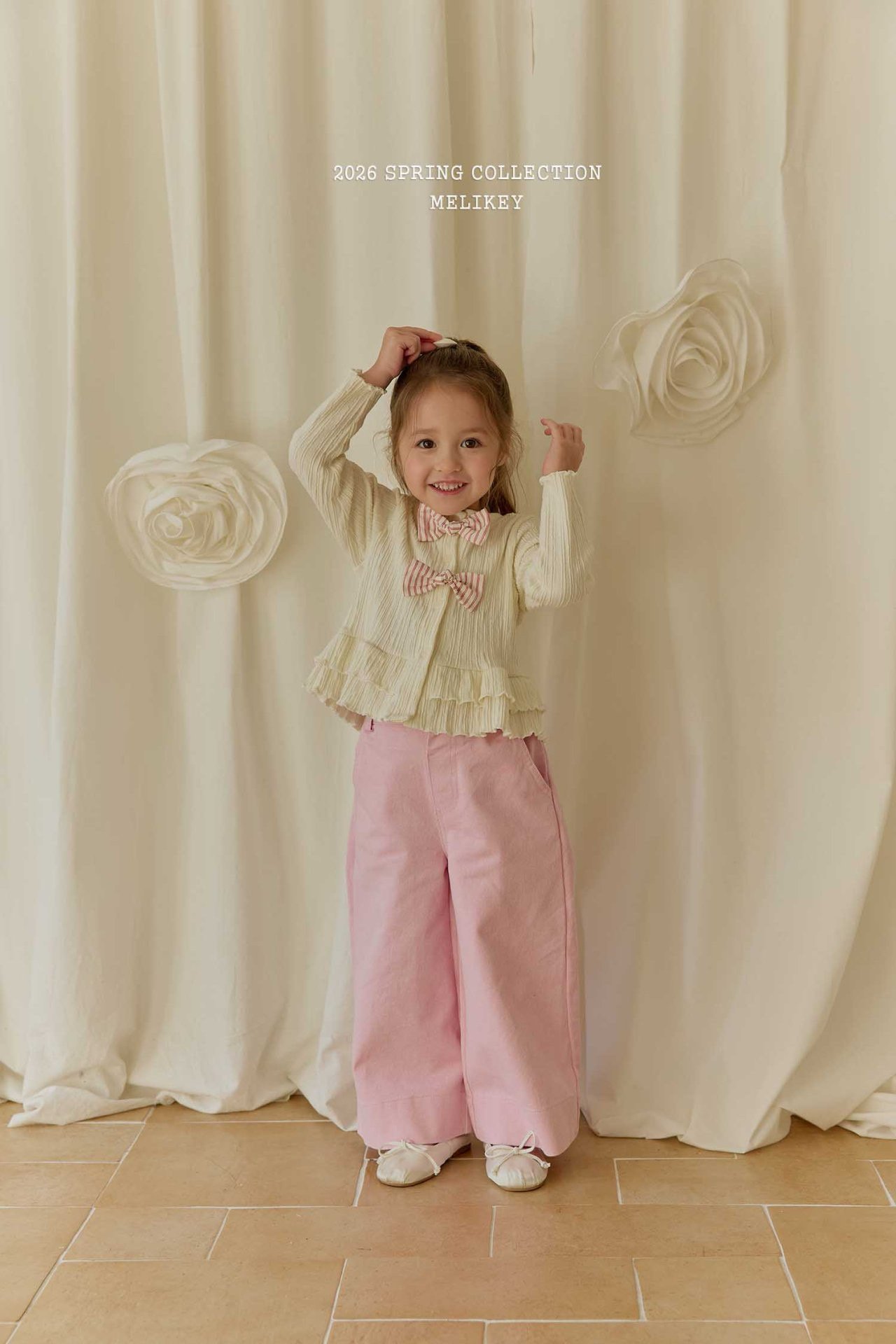 Cardigan / 蝴蝶結扣針