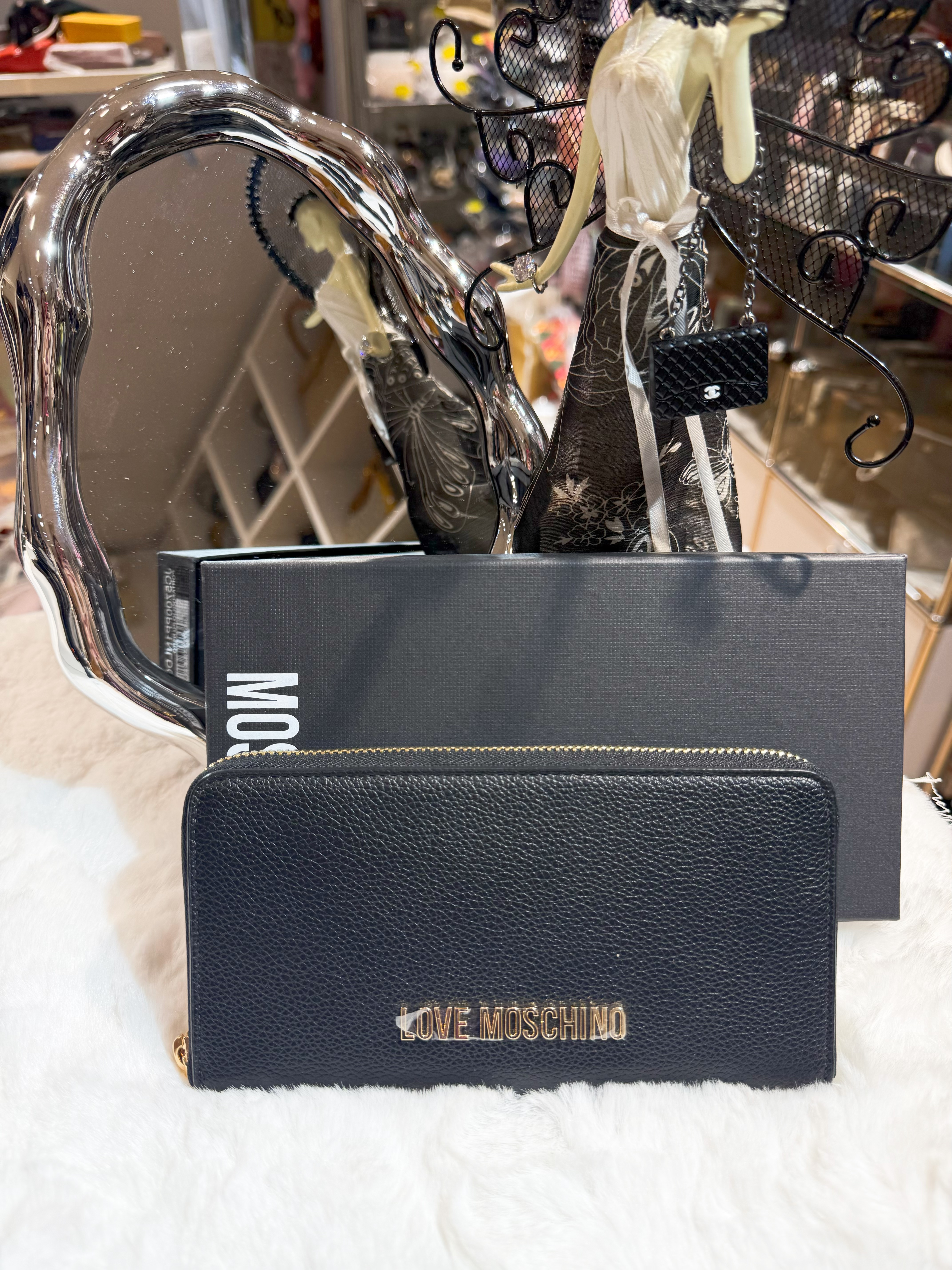 Love Moschino zip wallet 5140/blk