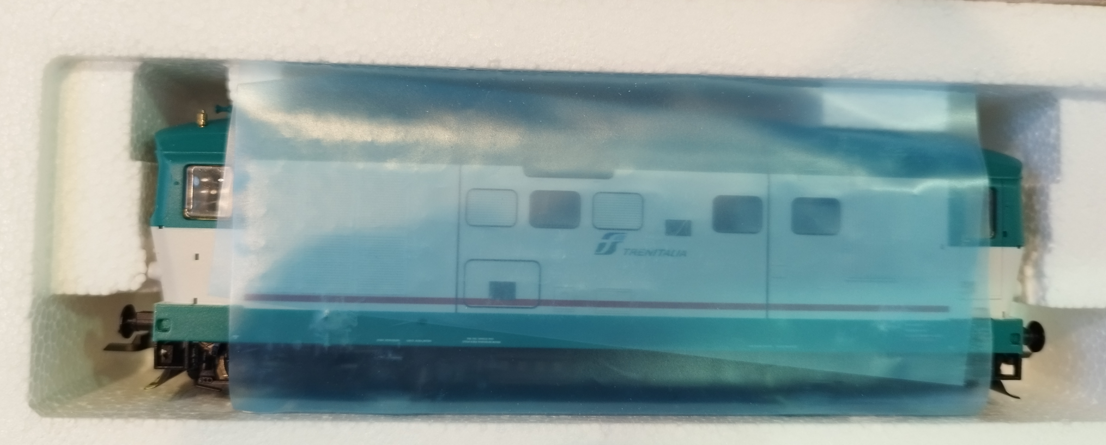  Roco FS D. 345 Diesel locomotive HO D. C. 2-Rail 