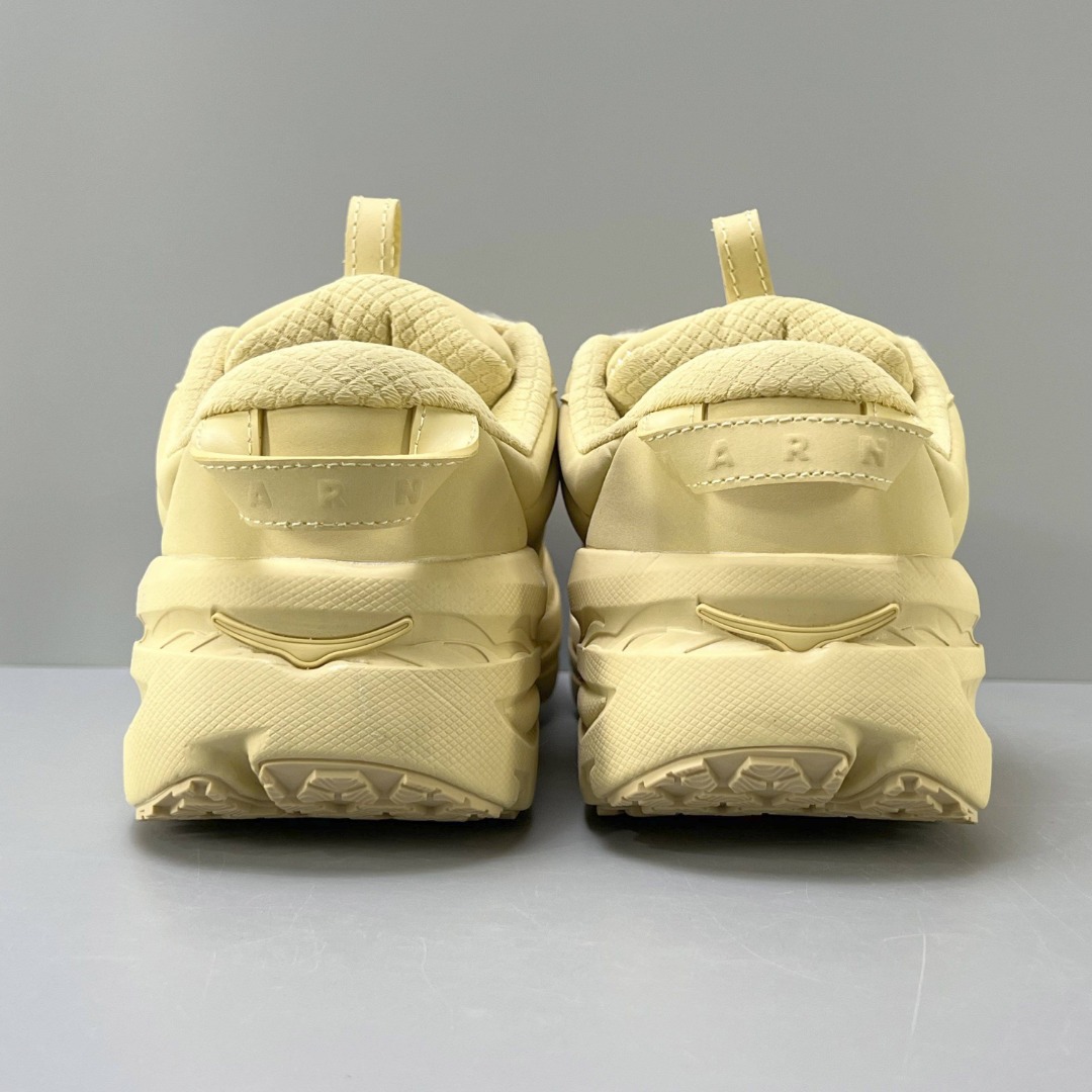 Hoka One One Bondi B3LS