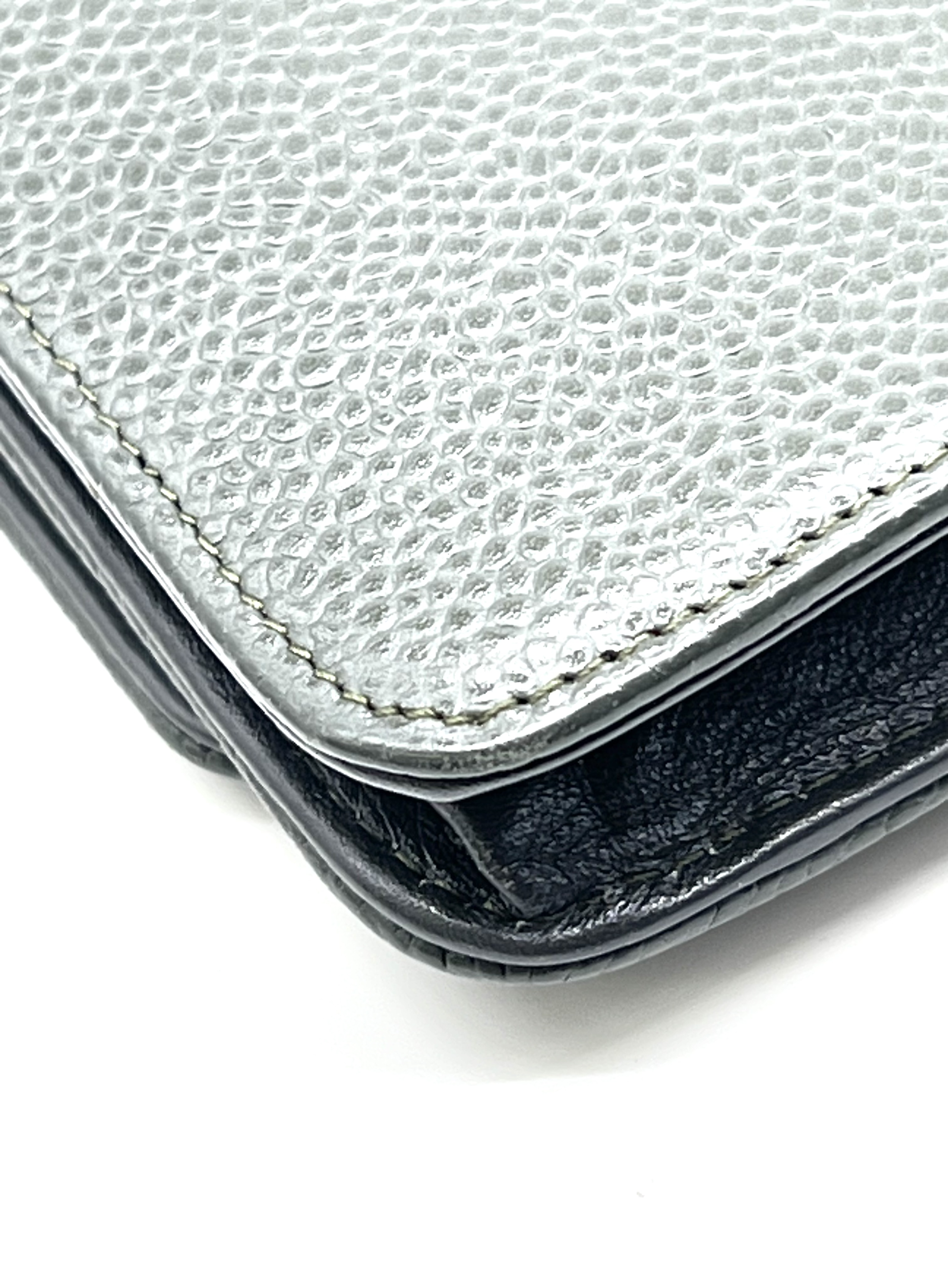 Pre-Owned CHANEL Wallet on Chain / Product Code: 26051205