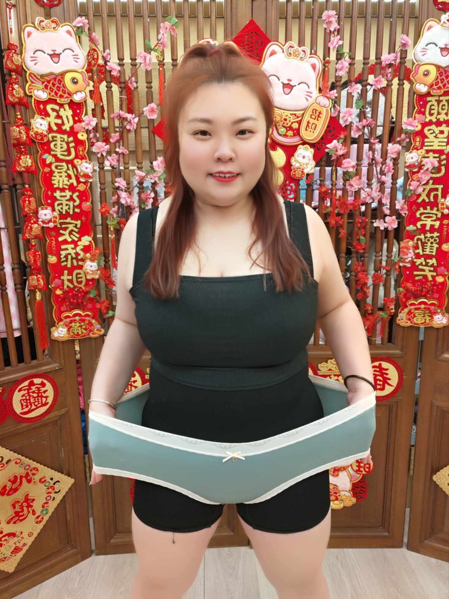 DDA13 D5841 缎面冰丝性感内裤 (⚠️一套三件⚠️)(腰围 30-46寸)