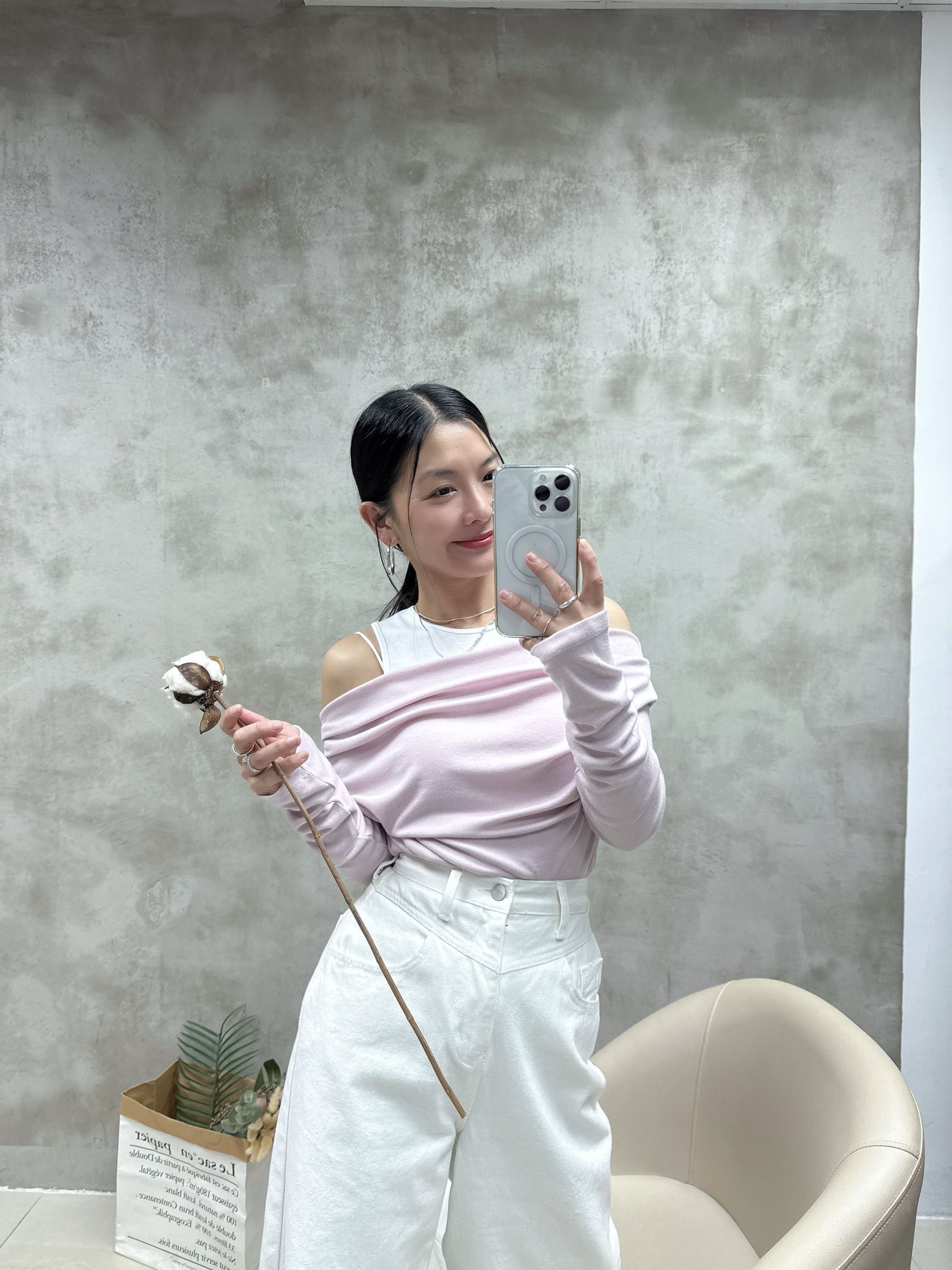 A05 假兩件拼色露膊Top