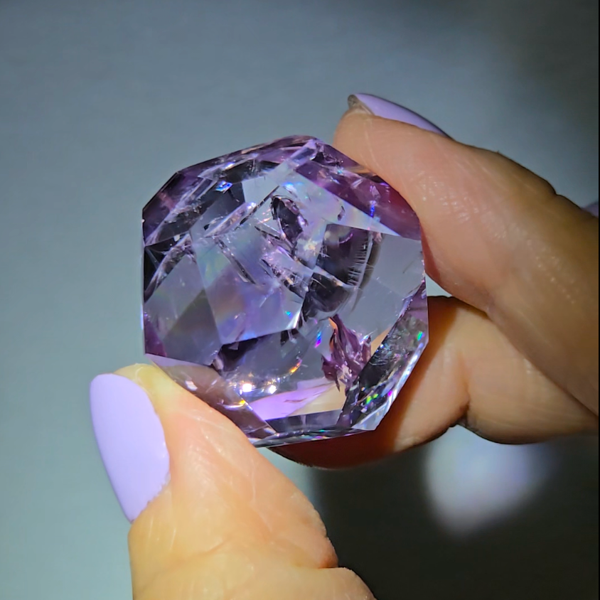 Amethyst pocket stone with stunning rainbows - AME61