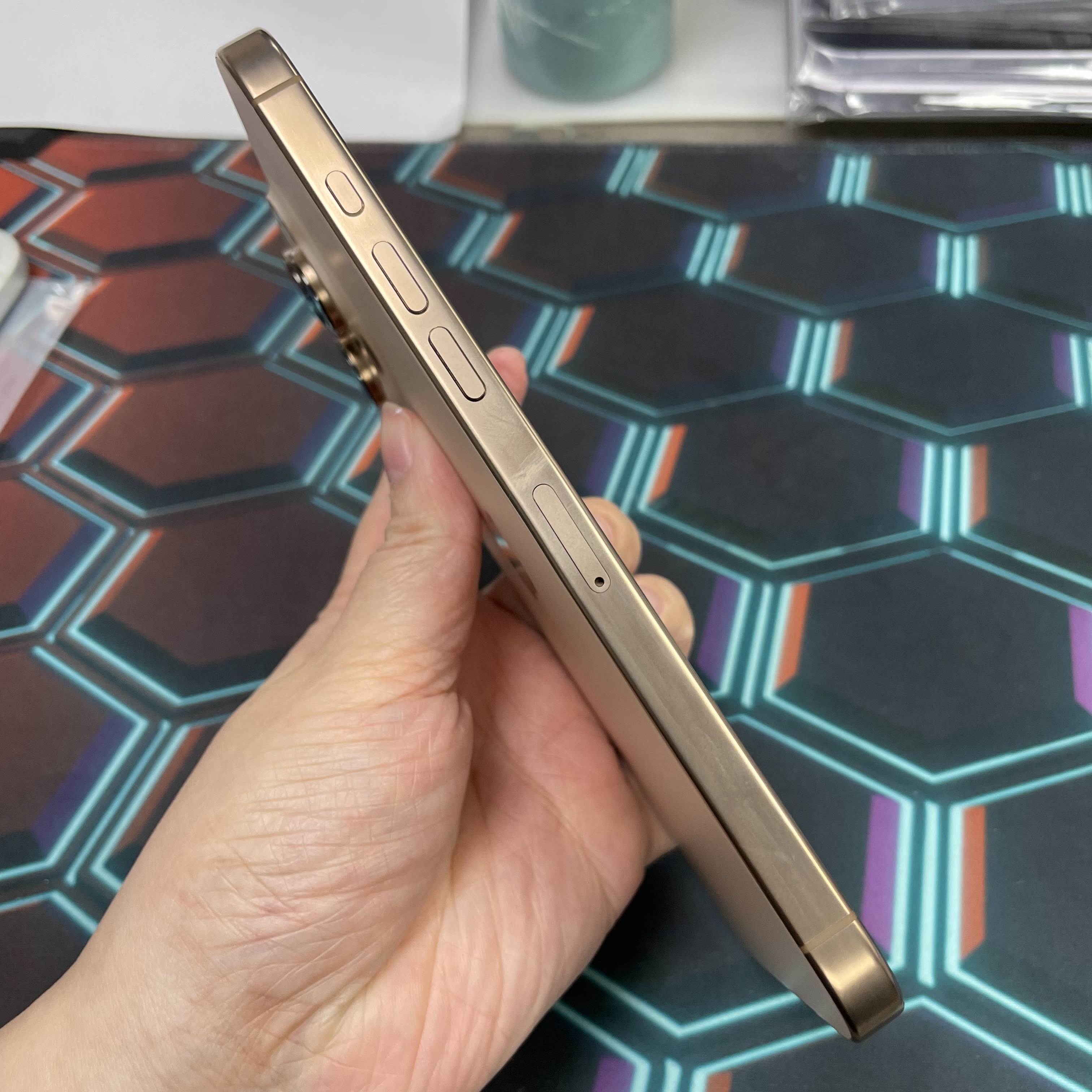*8176 16 pro max 完美機 512GB 電100 沙色 gold