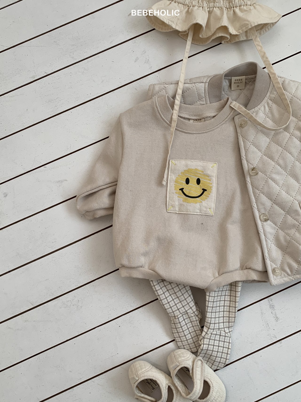 🌸預訂 韓國直送🌸🇰🇷BEBEHOLIC兩色笑哈哈圖案長袖包屁衣