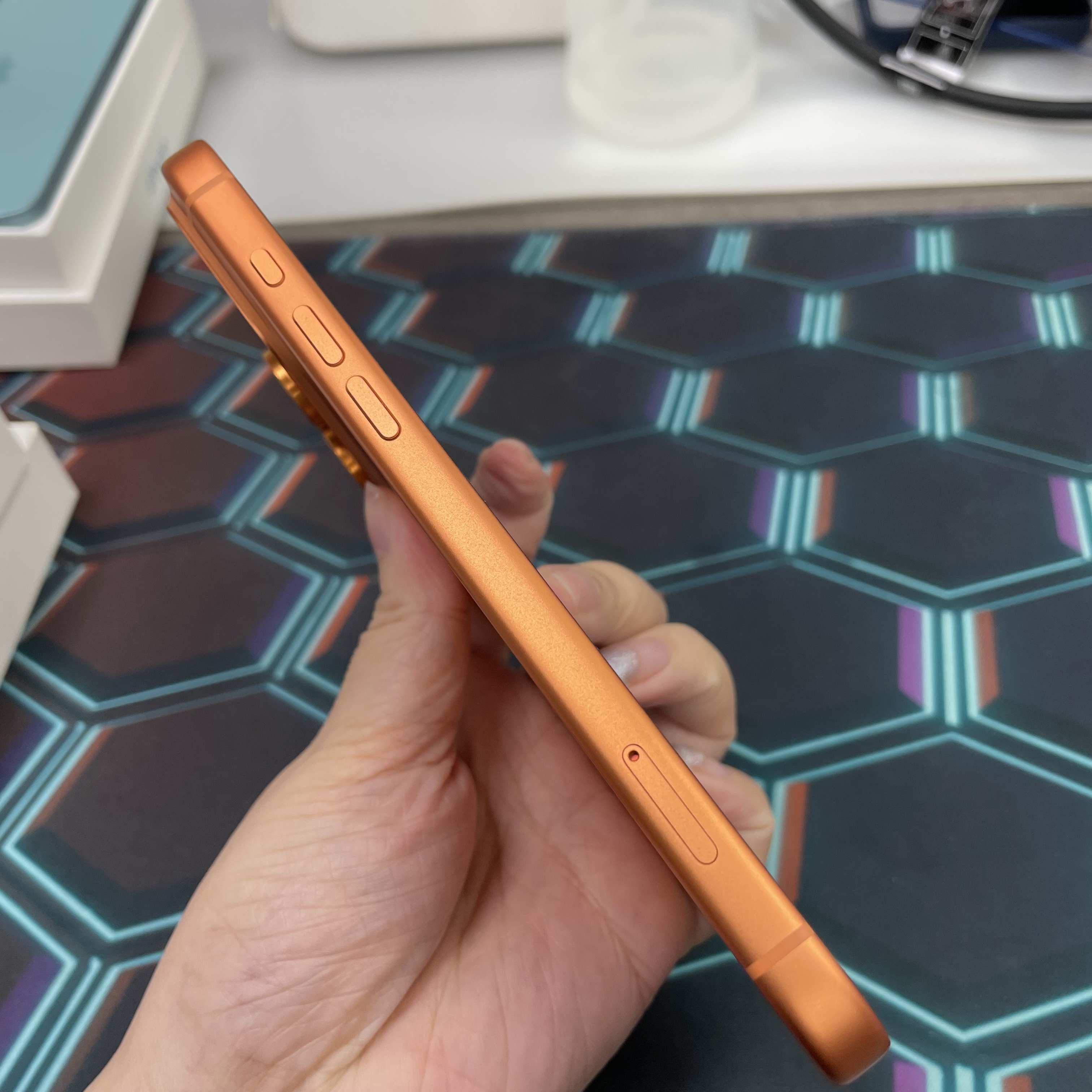 *8047 17 Pro max 完美機 512GB 電100 橙色 orange