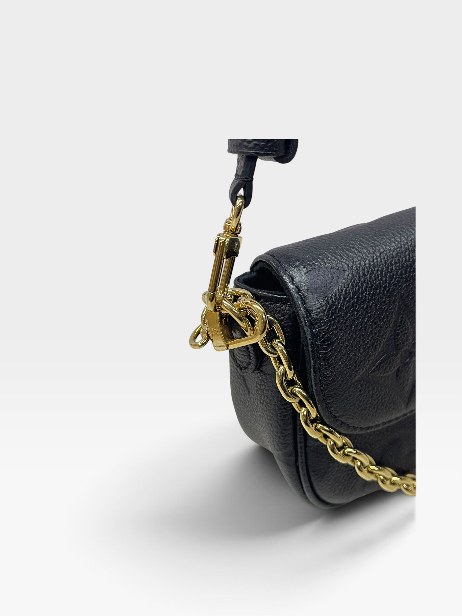 Pre-Owned LV WOC Ivy / Product Code: K090412