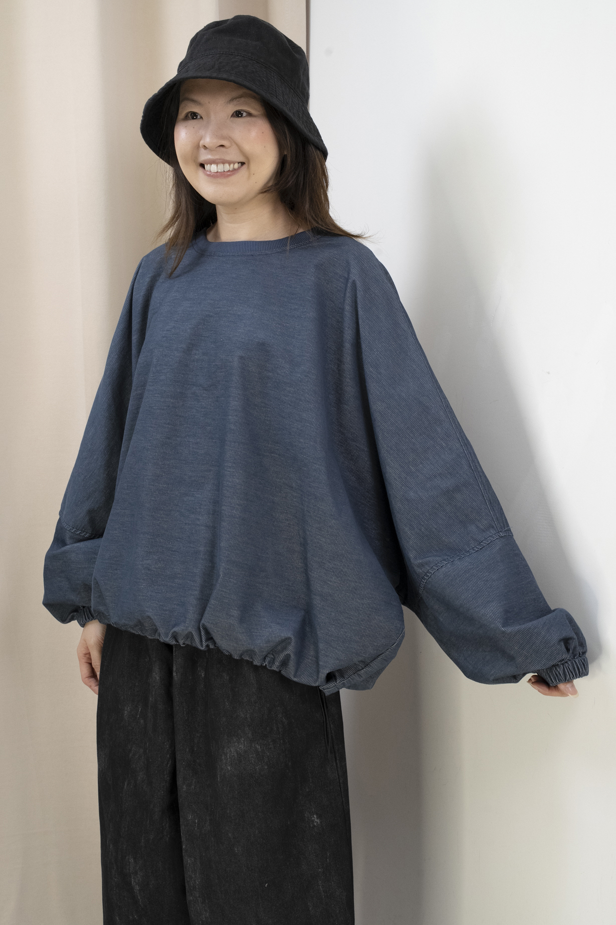 牛仔布感蝙蝠袖造型上衣