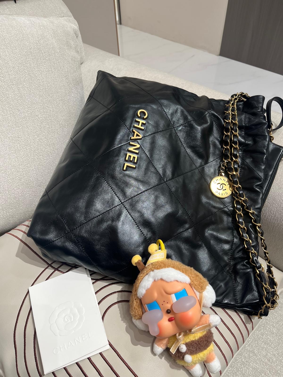 Chanel 22 medium As3261 calfskin 黑色牛皮金鏈 100%Authentic, 98%new ✅專門店收據✅晶片✅Dust bag✅Box