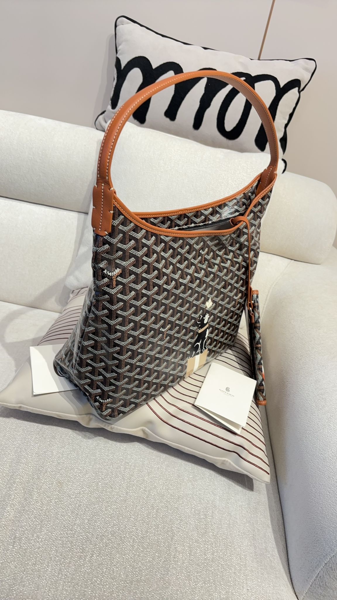 Goyard Hobo Tan 100%Authentic, 98%New✅收據✅Dust bag