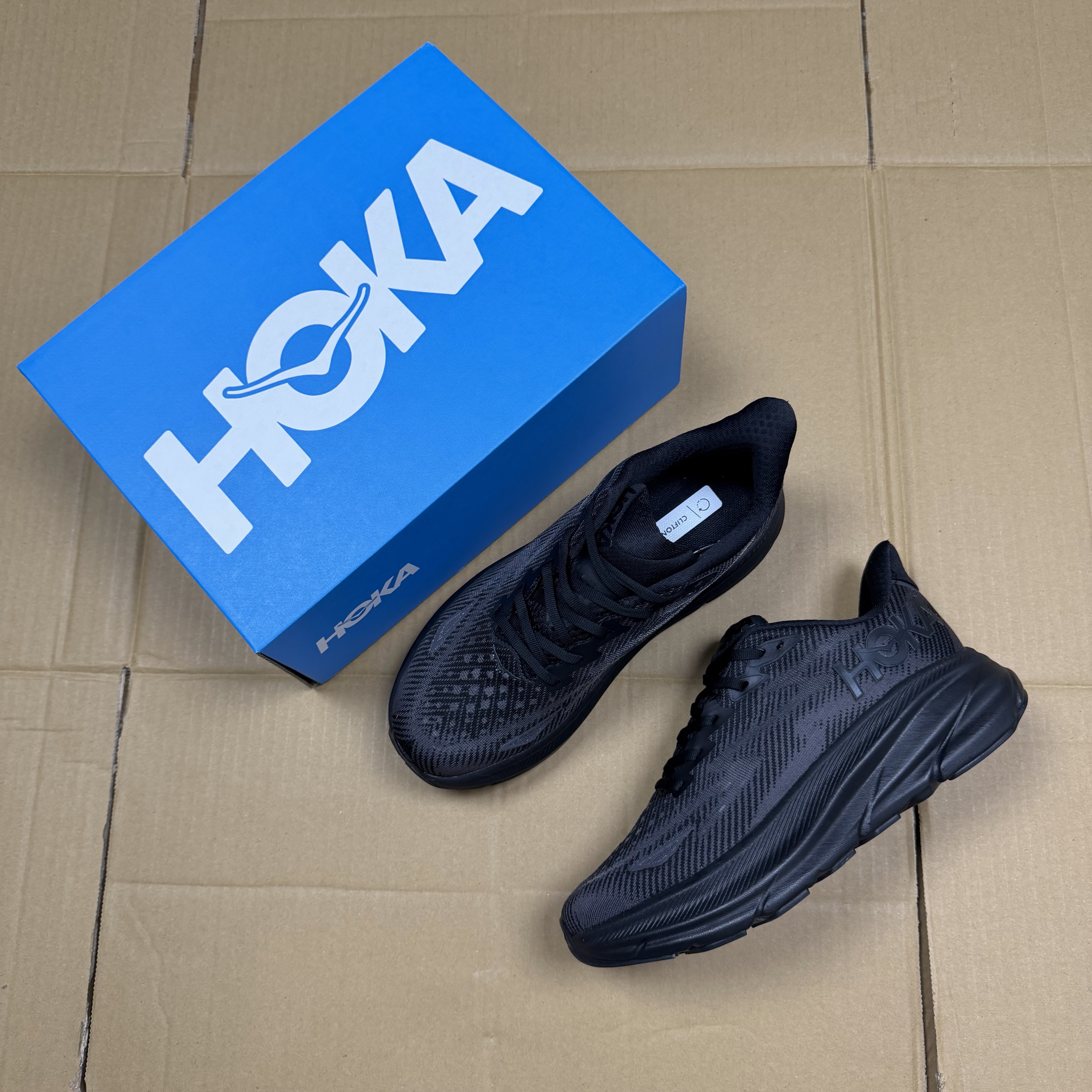 Hoka Clifton 9