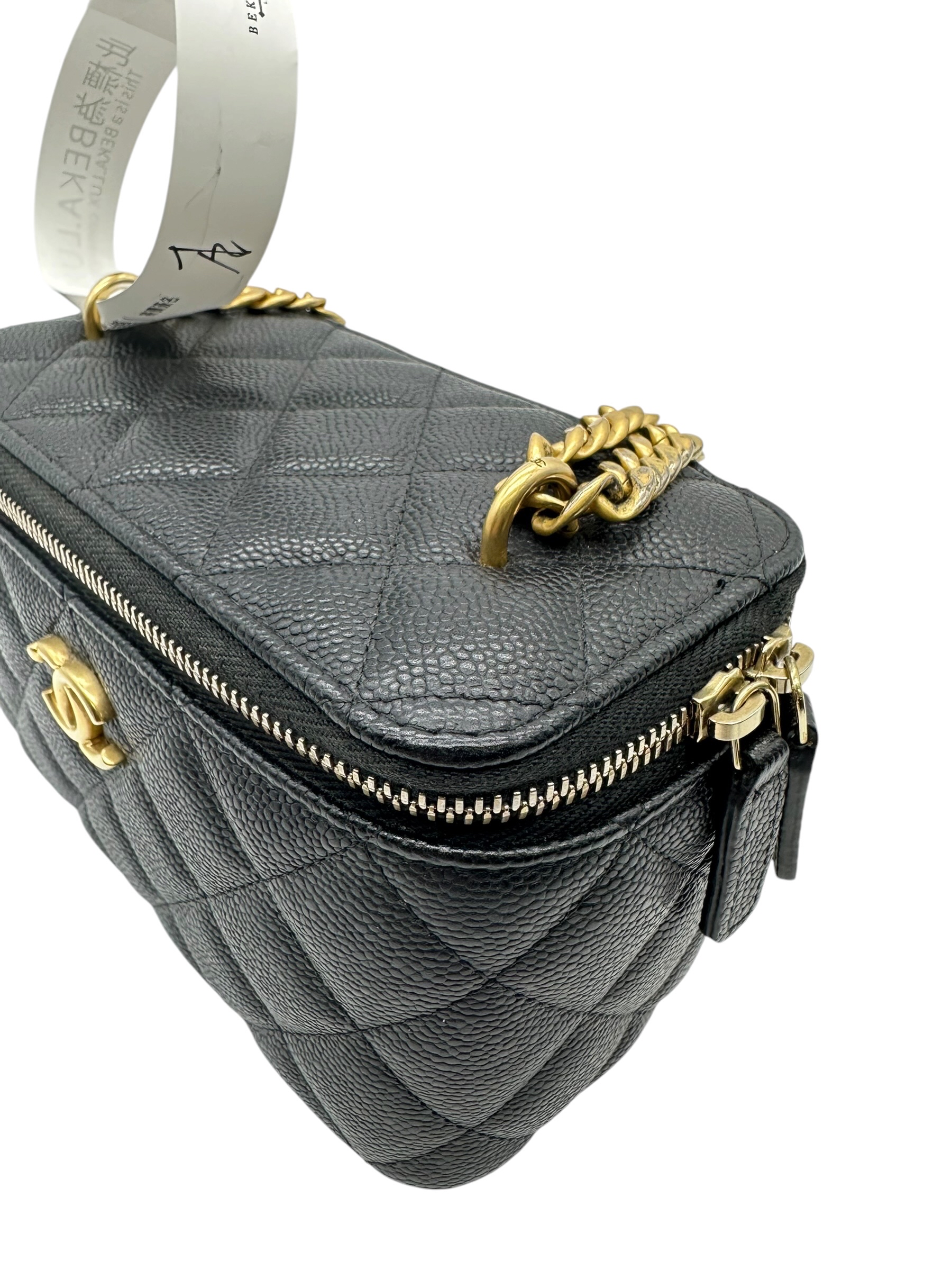 Pre-Owned CHANEL Vanity Case with Chain / Product Code: 080204