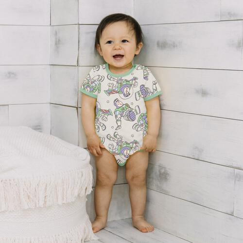 🇯🇵預訂 日本直送🇯🇵巴斯光年人物滿印純棉短袖包屁衣